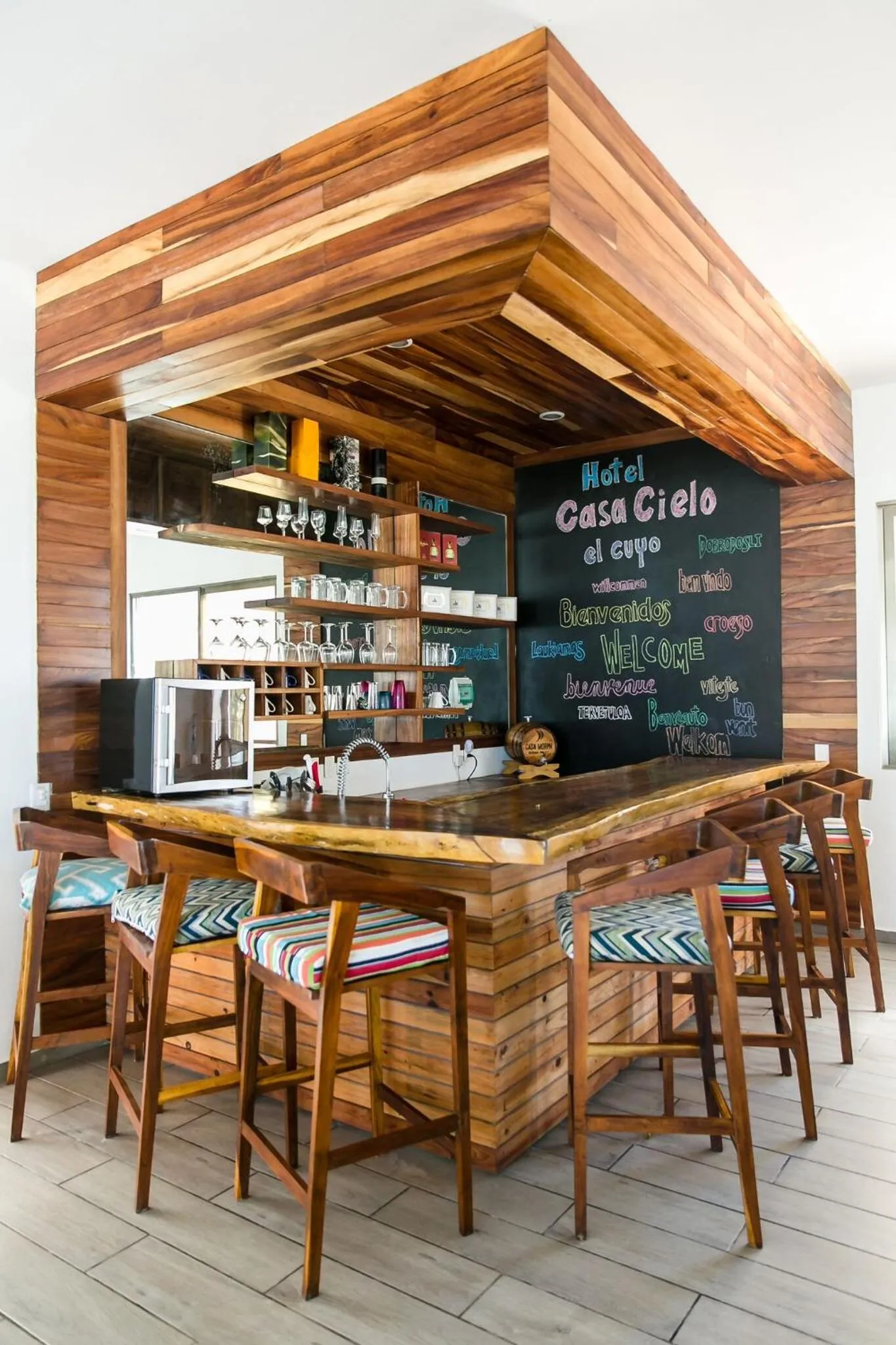 Lounge or bar in Hotel La Casa Cielo solo adultos