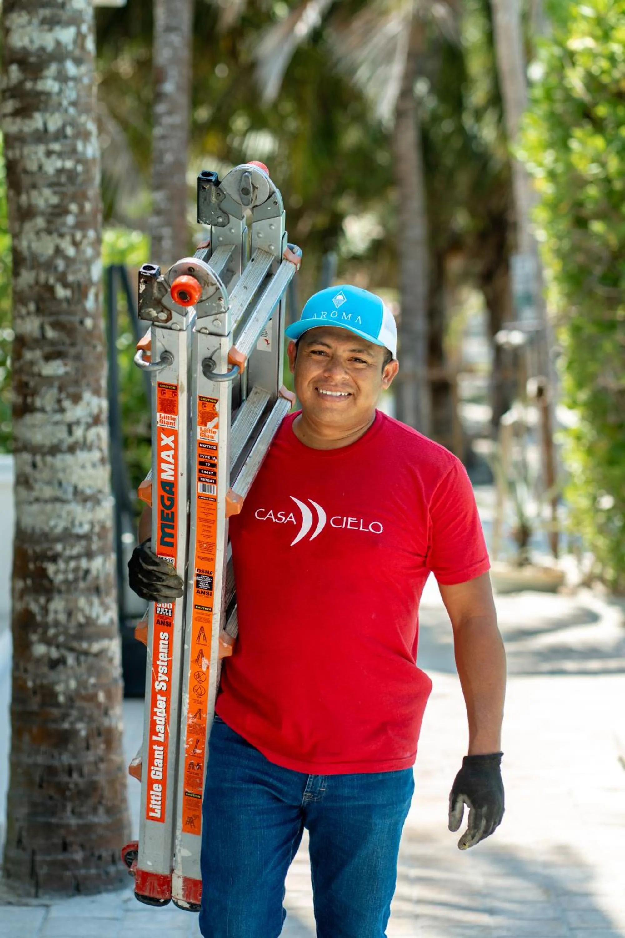 group of guests in Hotel La Casa Cielo solo adultos