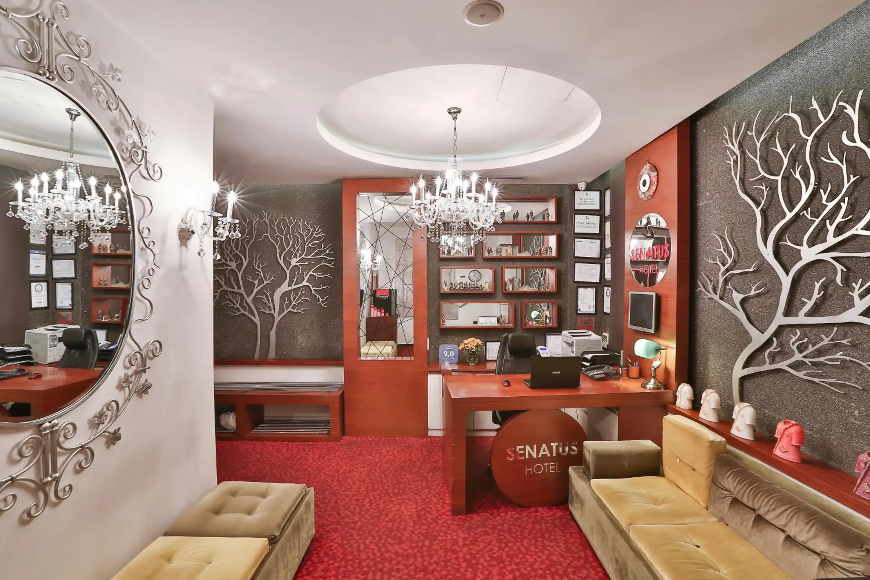 Lobby or reception in Senatus Hotel - Special Class Lobby or reception in Senatus Hotel - Special Class