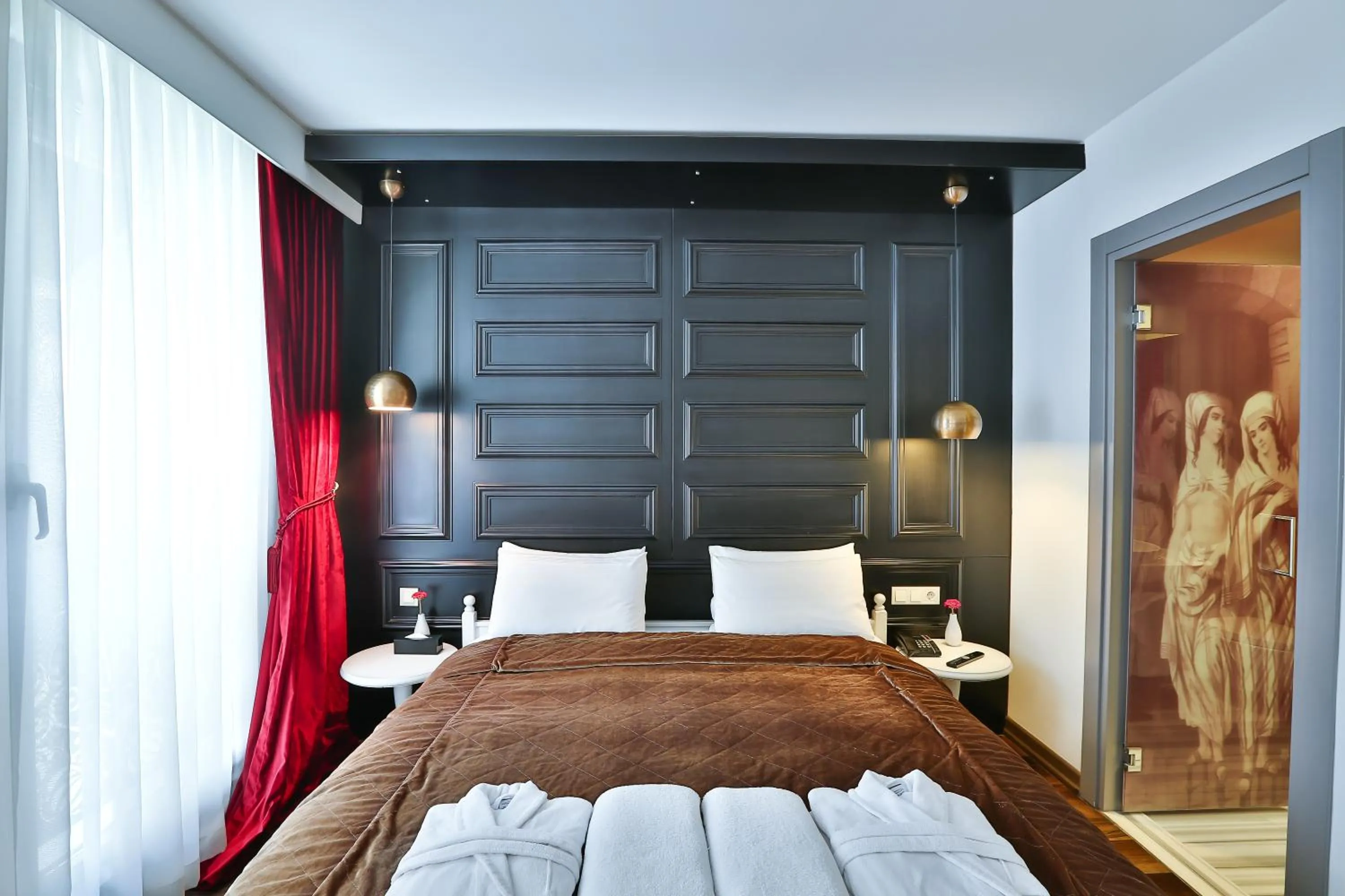 Photo of the whole room, Bed in Senatus Hotel - Special Class
