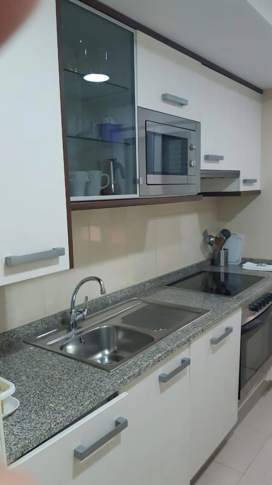 Apartamentos Auhabitat Zaragoza, edificio de apartamentos turísticos