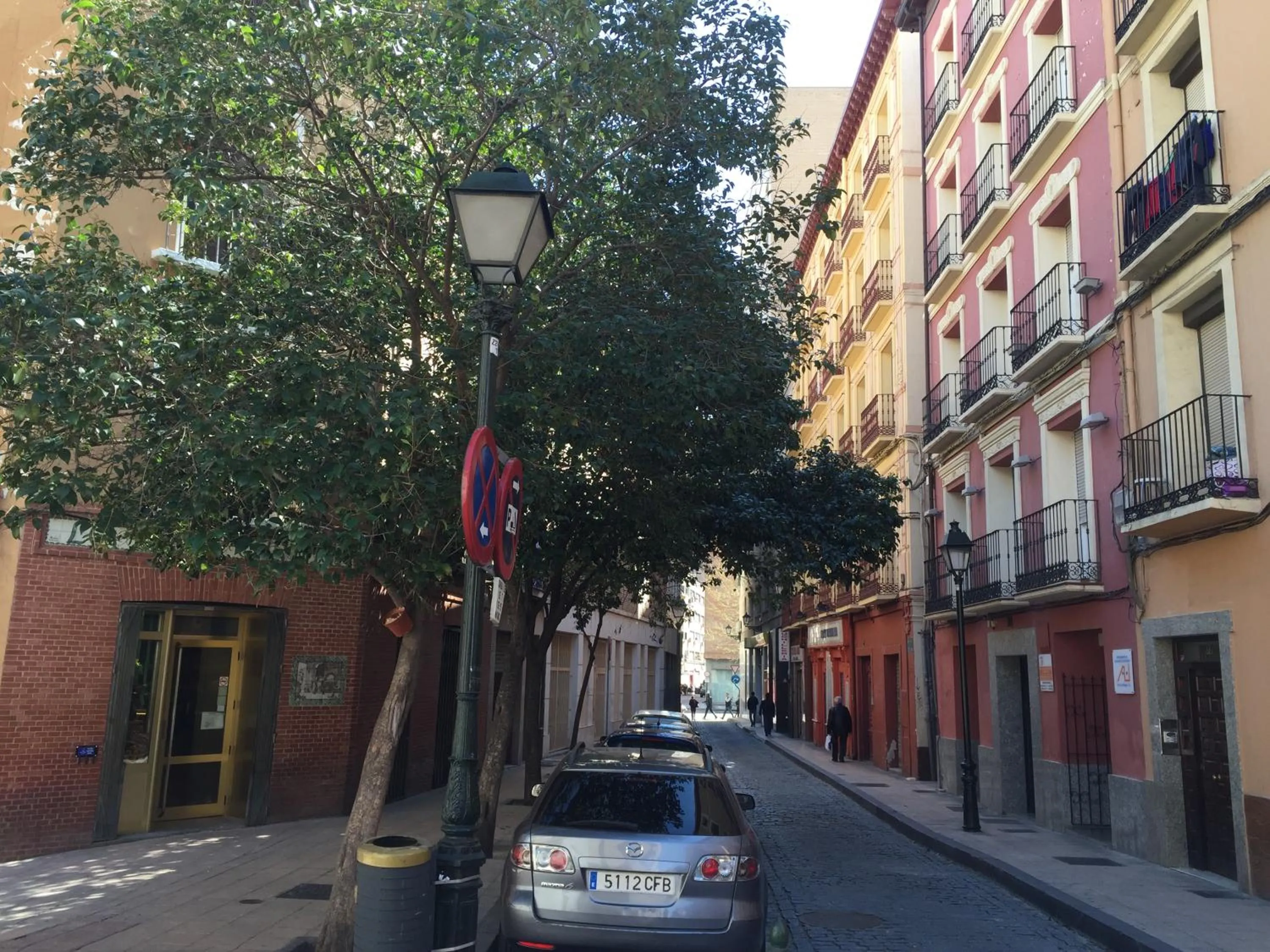 Facade/entrance in Apartamentos Auhabitat Zaragoza, edificio de apartamentos turísticos