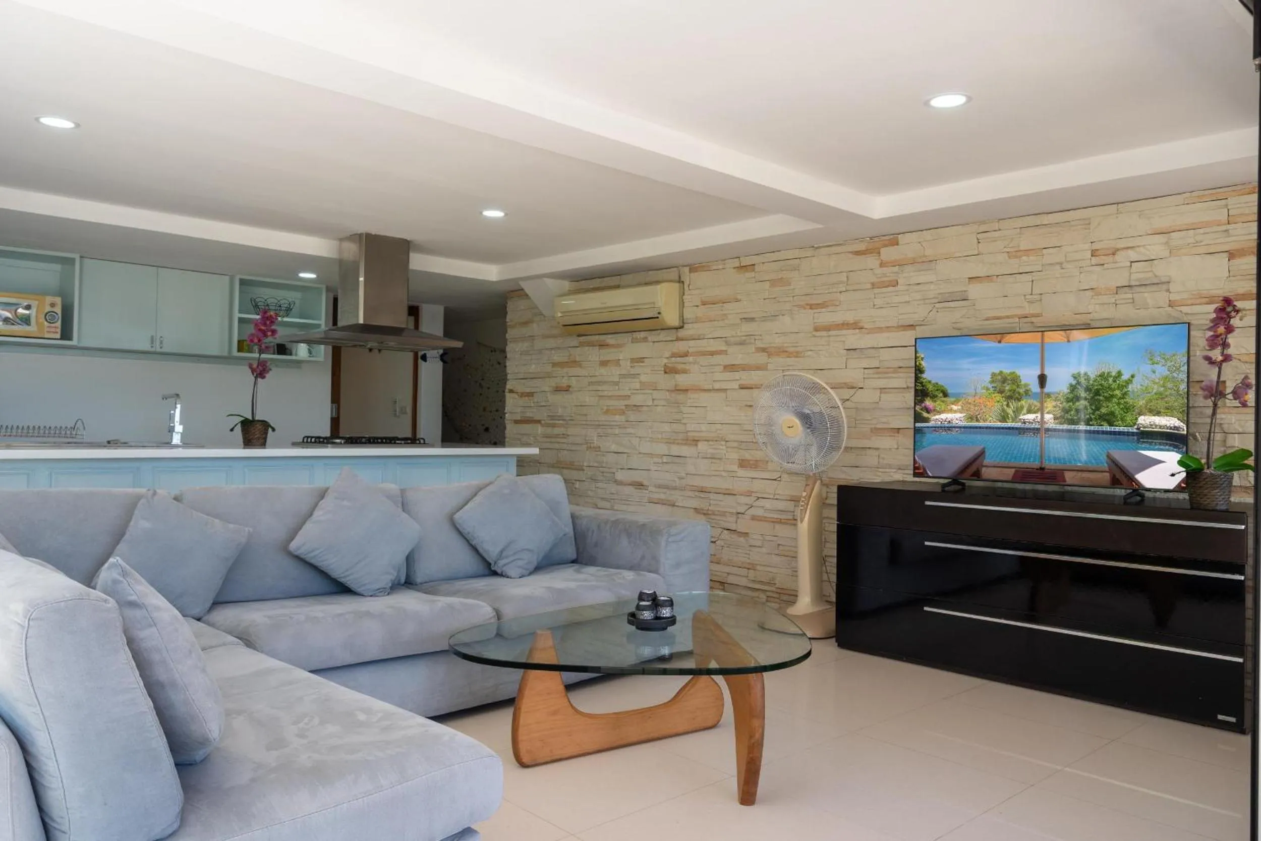 Living room in Amazing Seaview Apartment