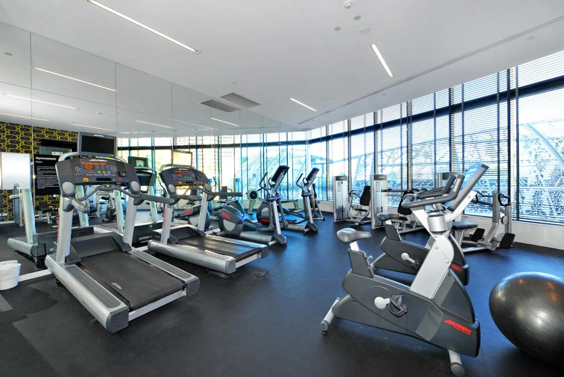 Fitness centre/facilities in Soul Surfers Paradise - Gclr