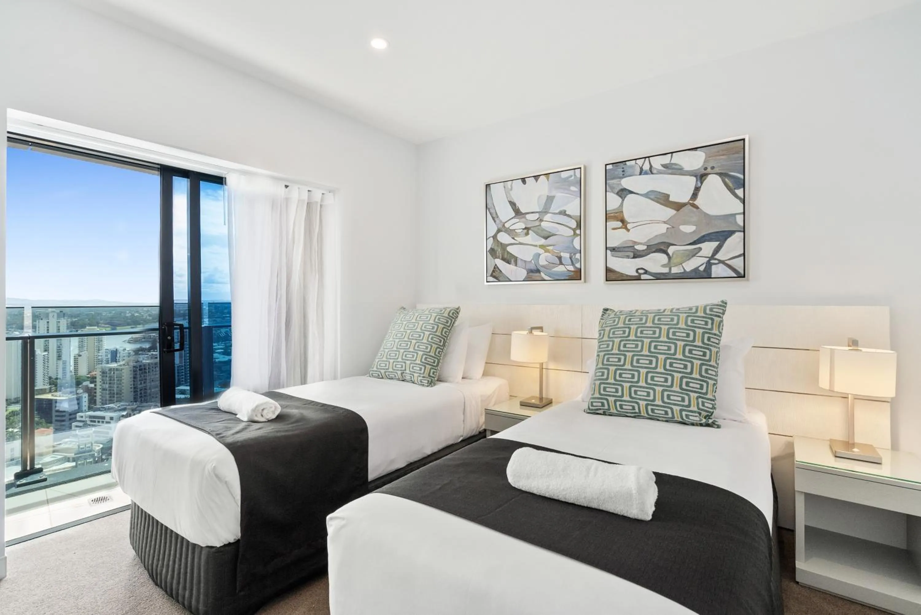 Bed in Soul Surfers Paradise - Gclr