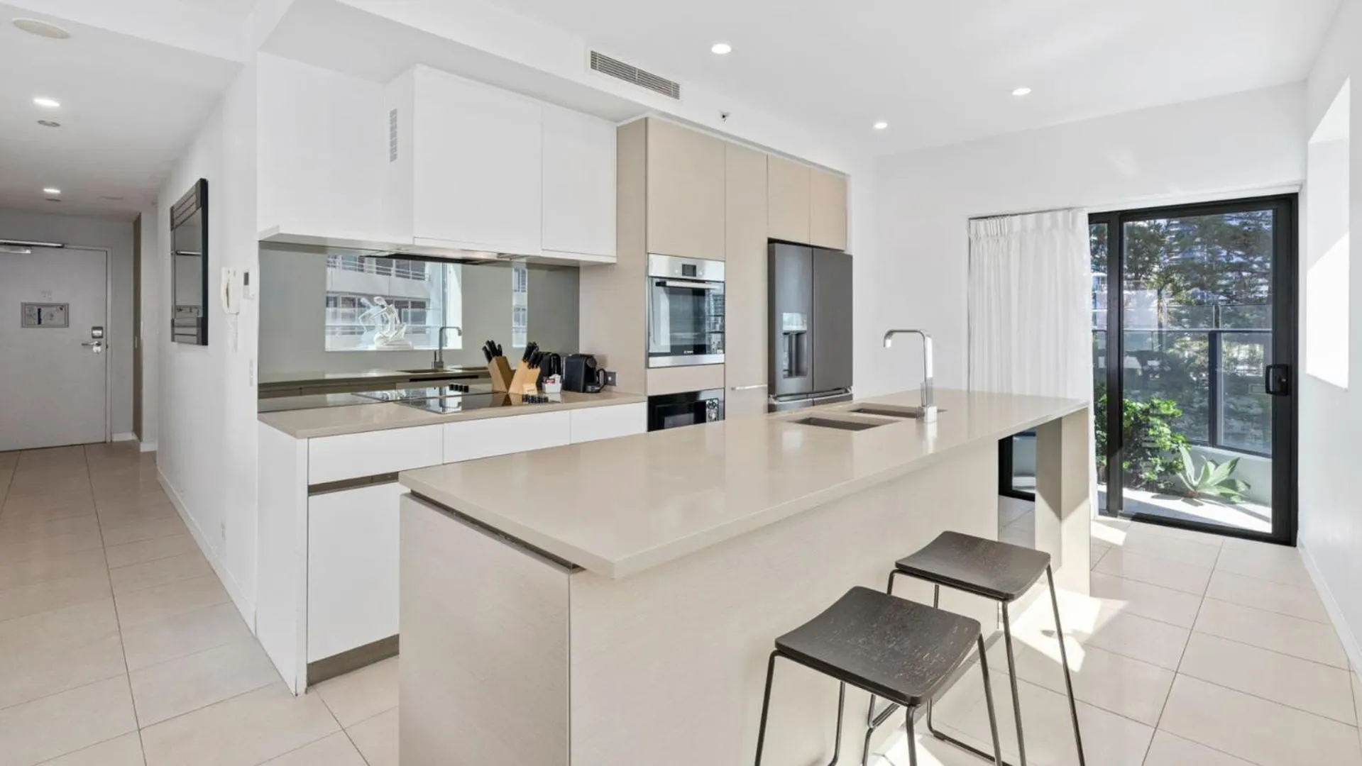 Soul Surfers Paradise - Gclr