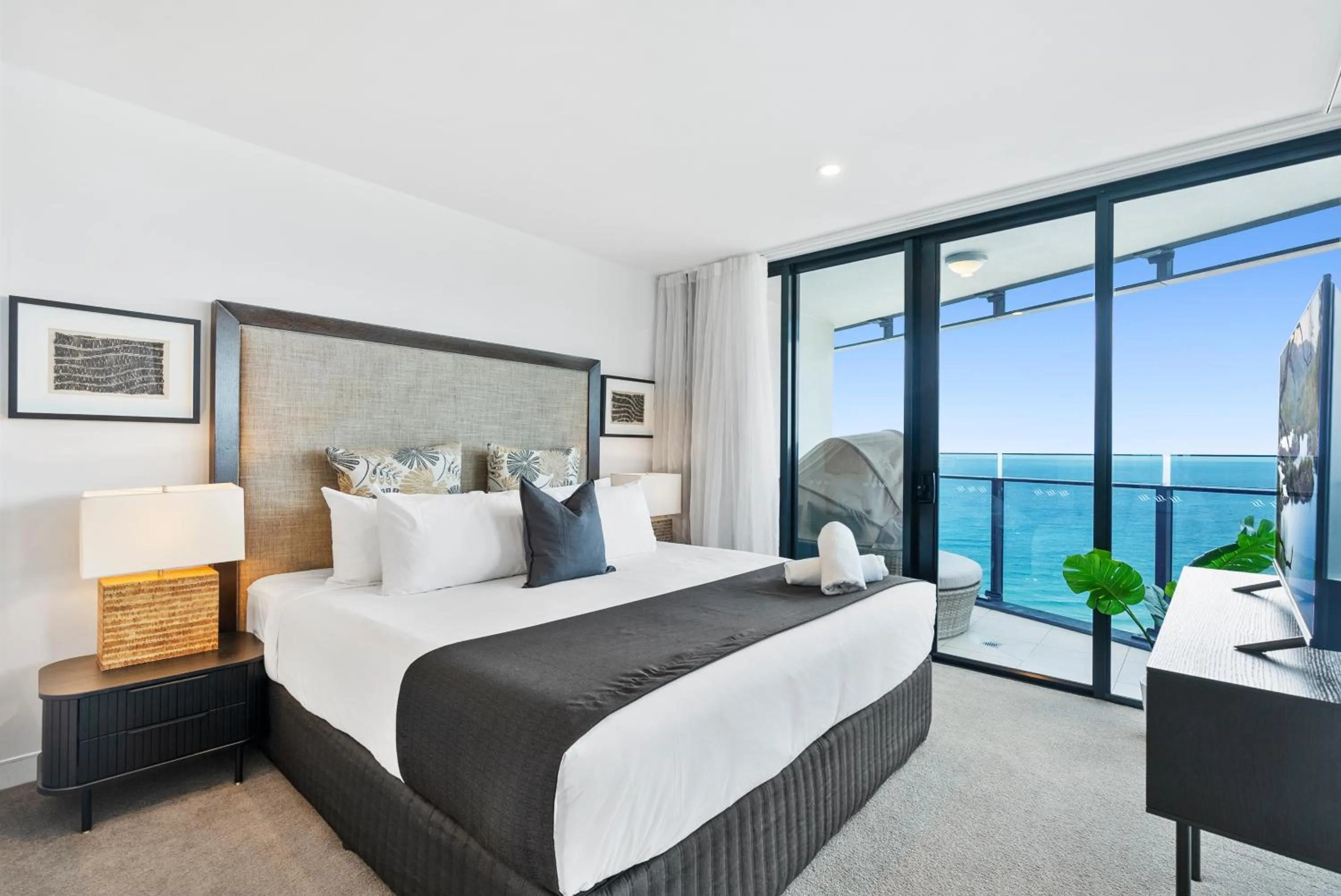 Bed in Soul Surfers Paradise - Gclr