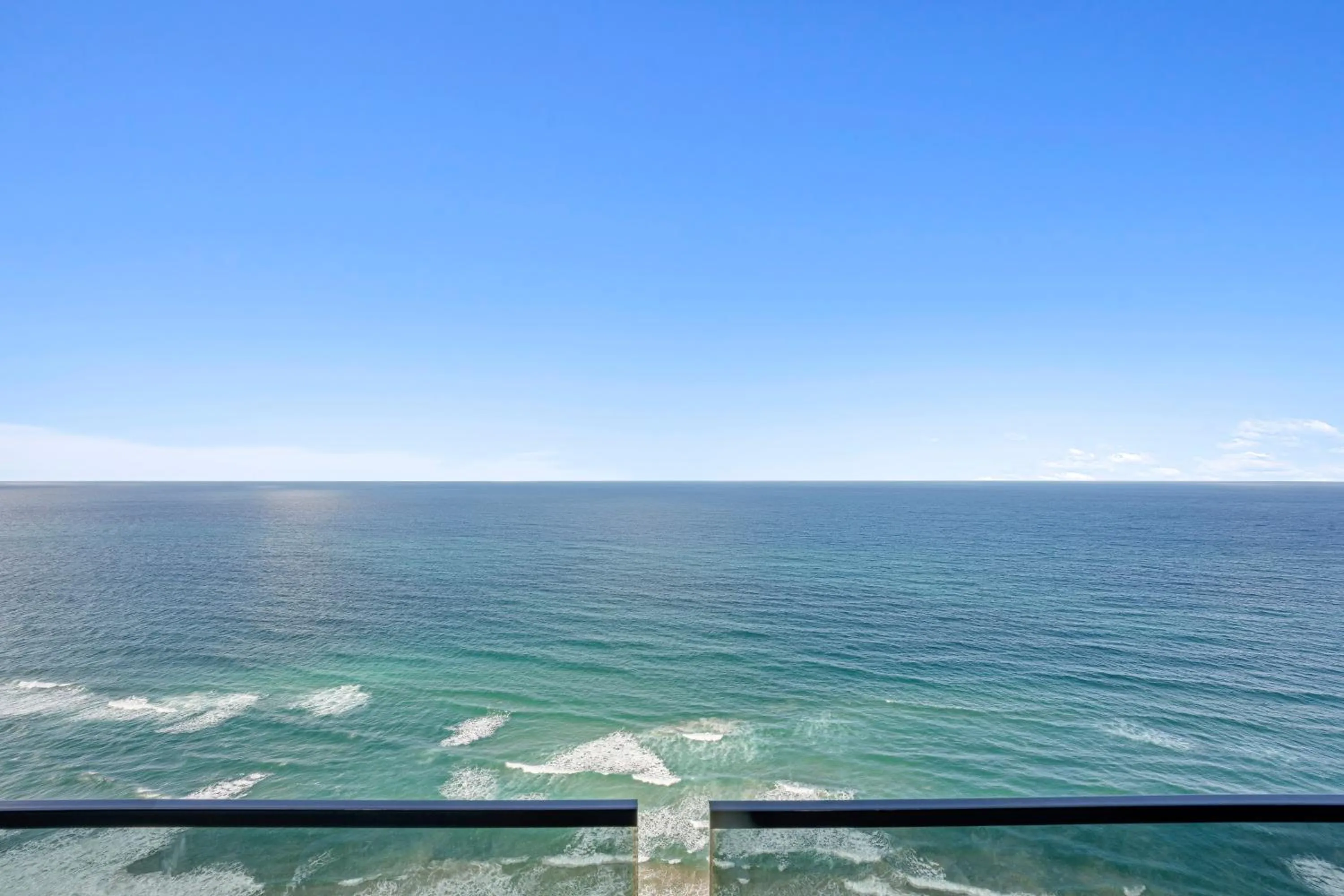 Beach in Soul Surfers Paradise - Gclr