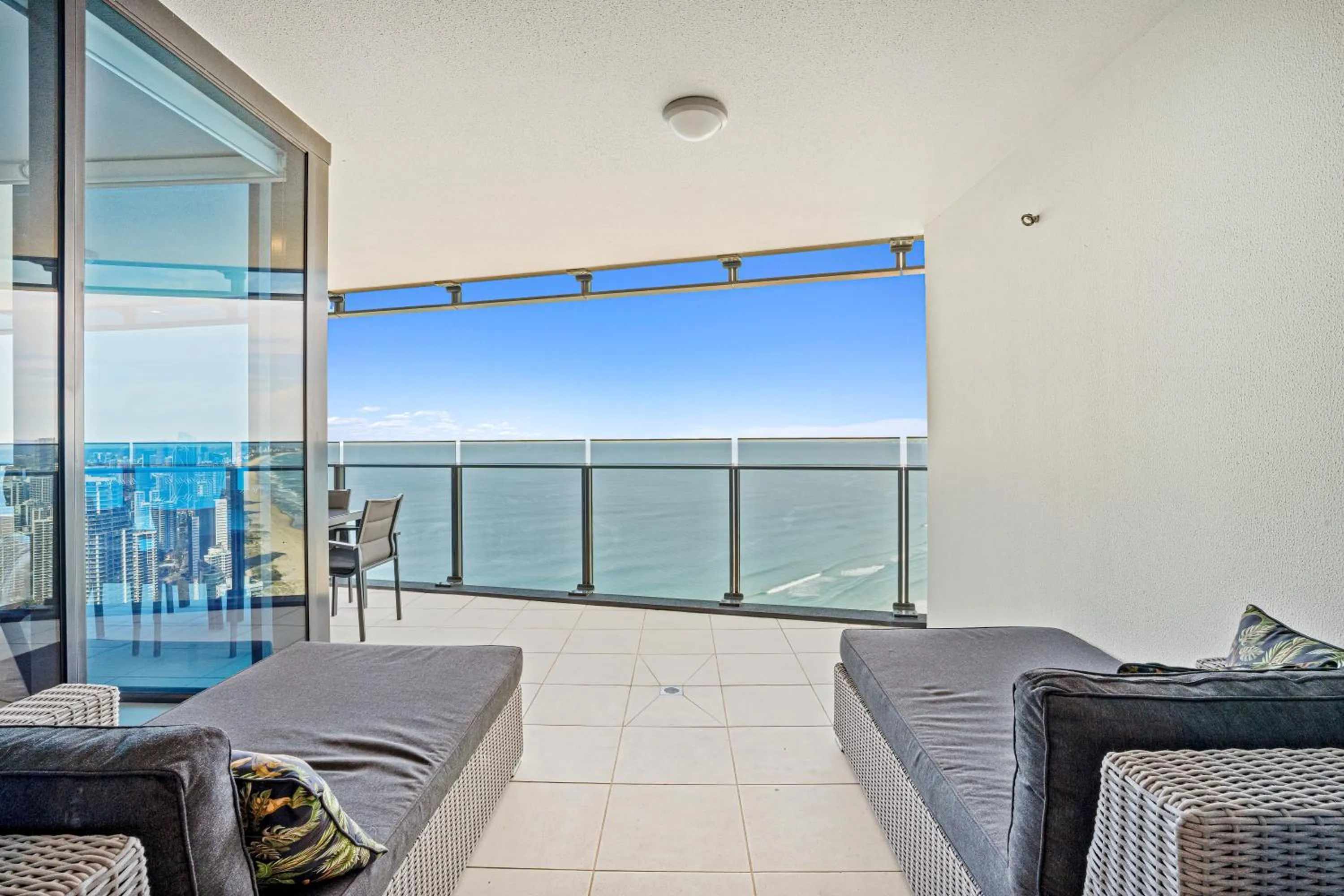 Balcony/Terrace in Soul Surfers Paradise - Gclr
