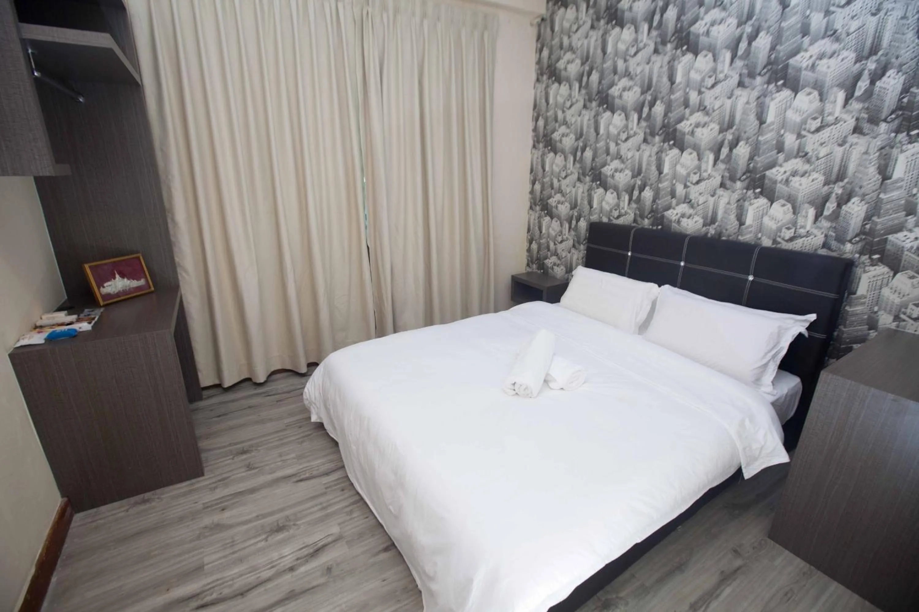 Bedroom, Bed in Natol Homestay - Paris BDC