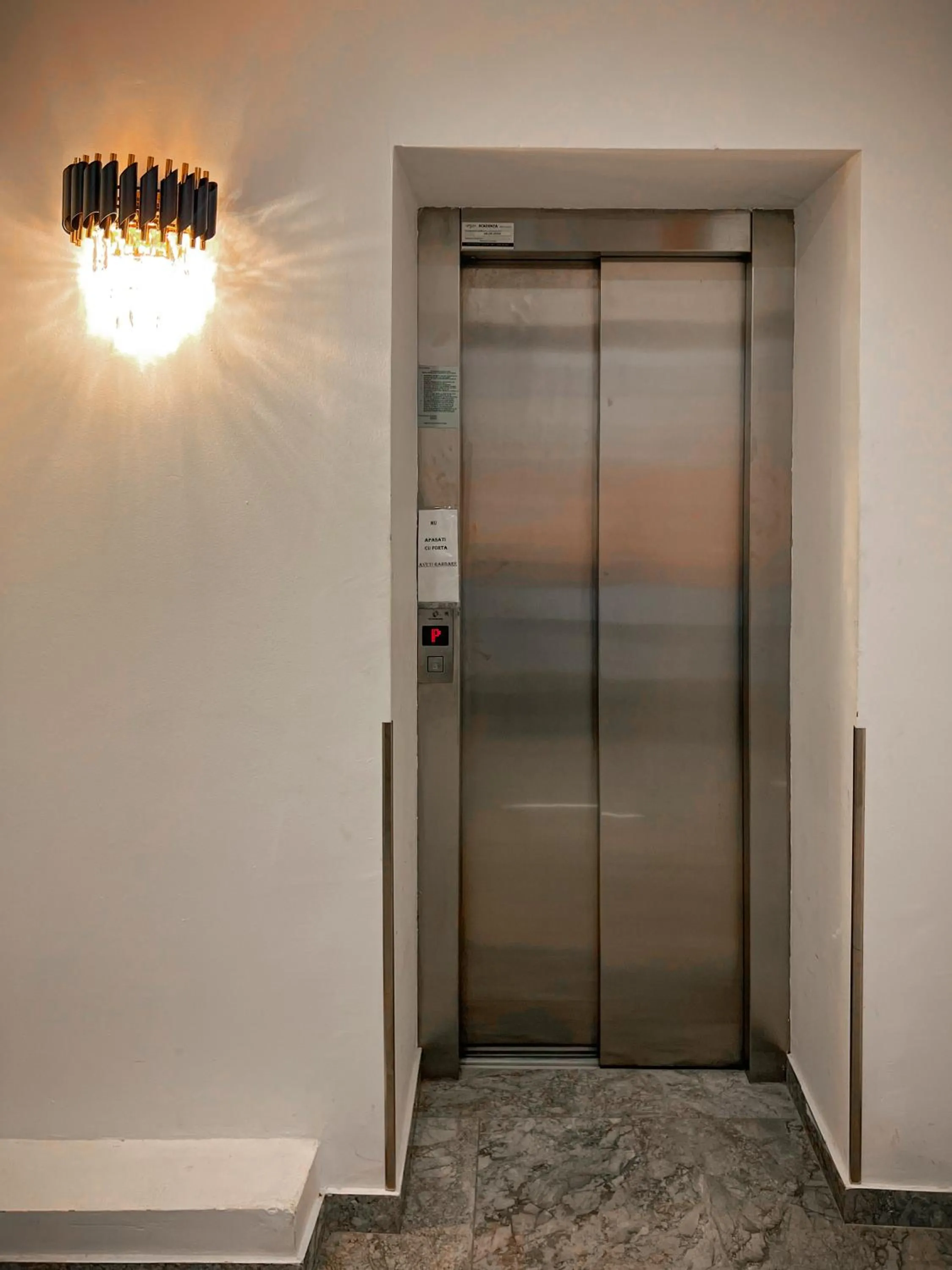 Hotel Neon