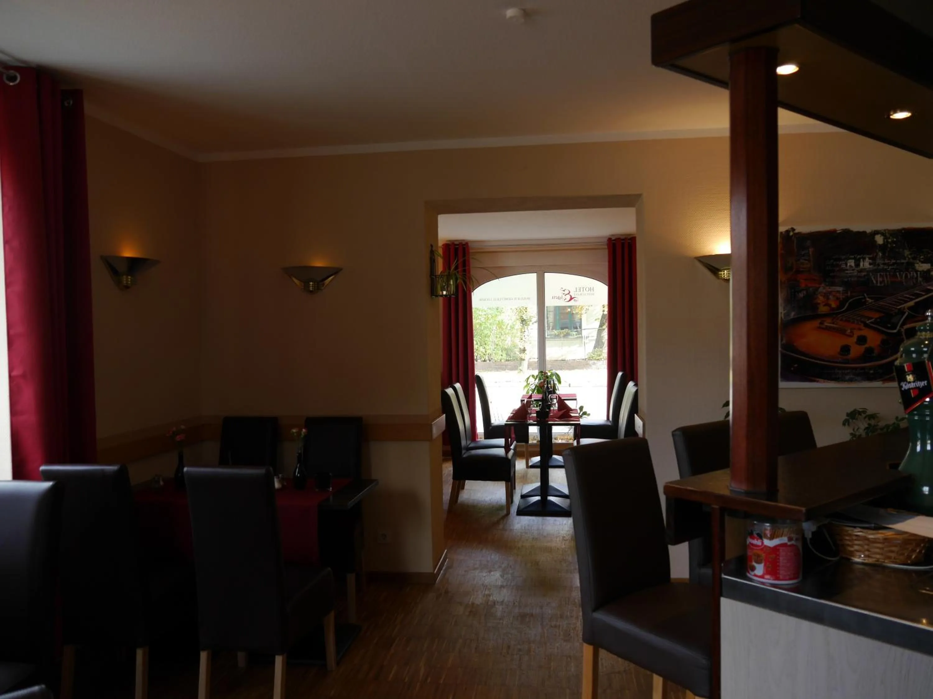 Restaurant/places to eat in Hotel Eigen