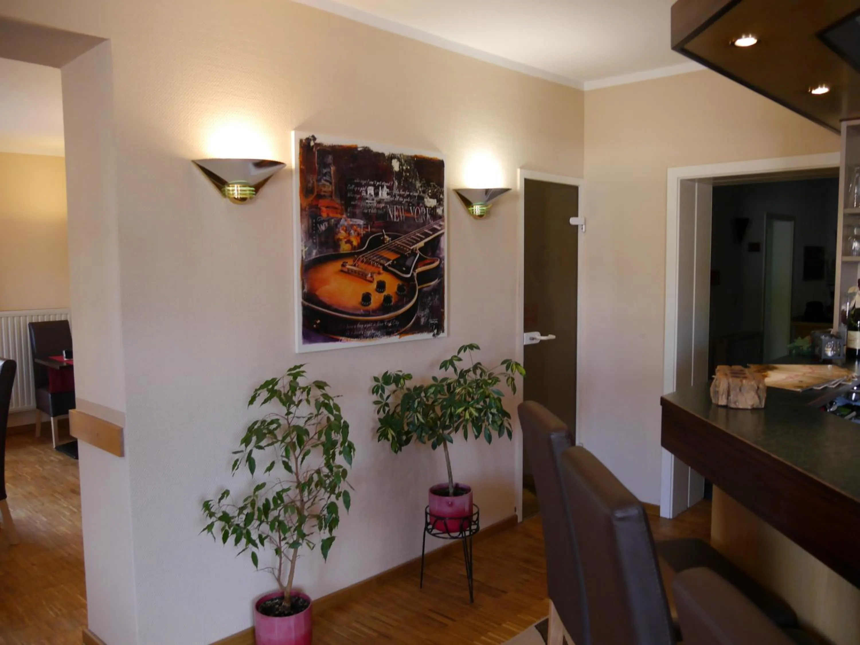 Restaurant/places to eat in Hotel Eigen