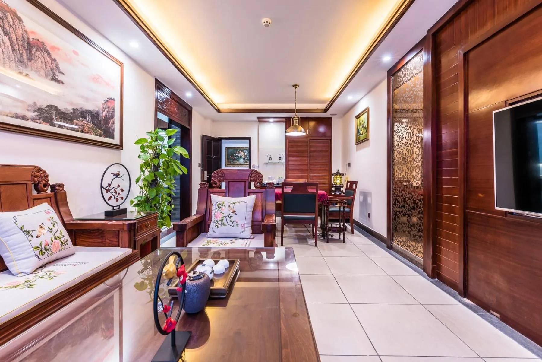 Hainan Jingshan Hotel