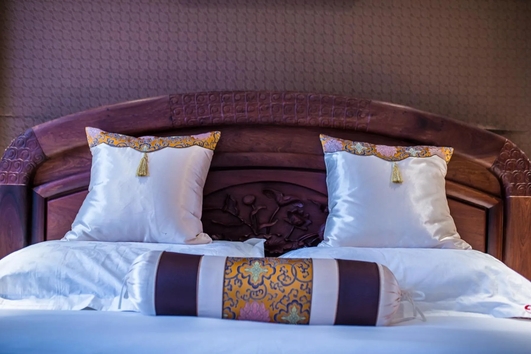 Bed in Hainan Jingshan Hotel