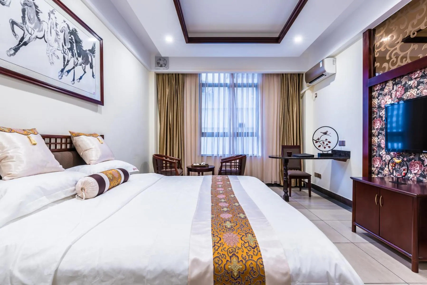 Bed in Hainan Jingshan Hotel