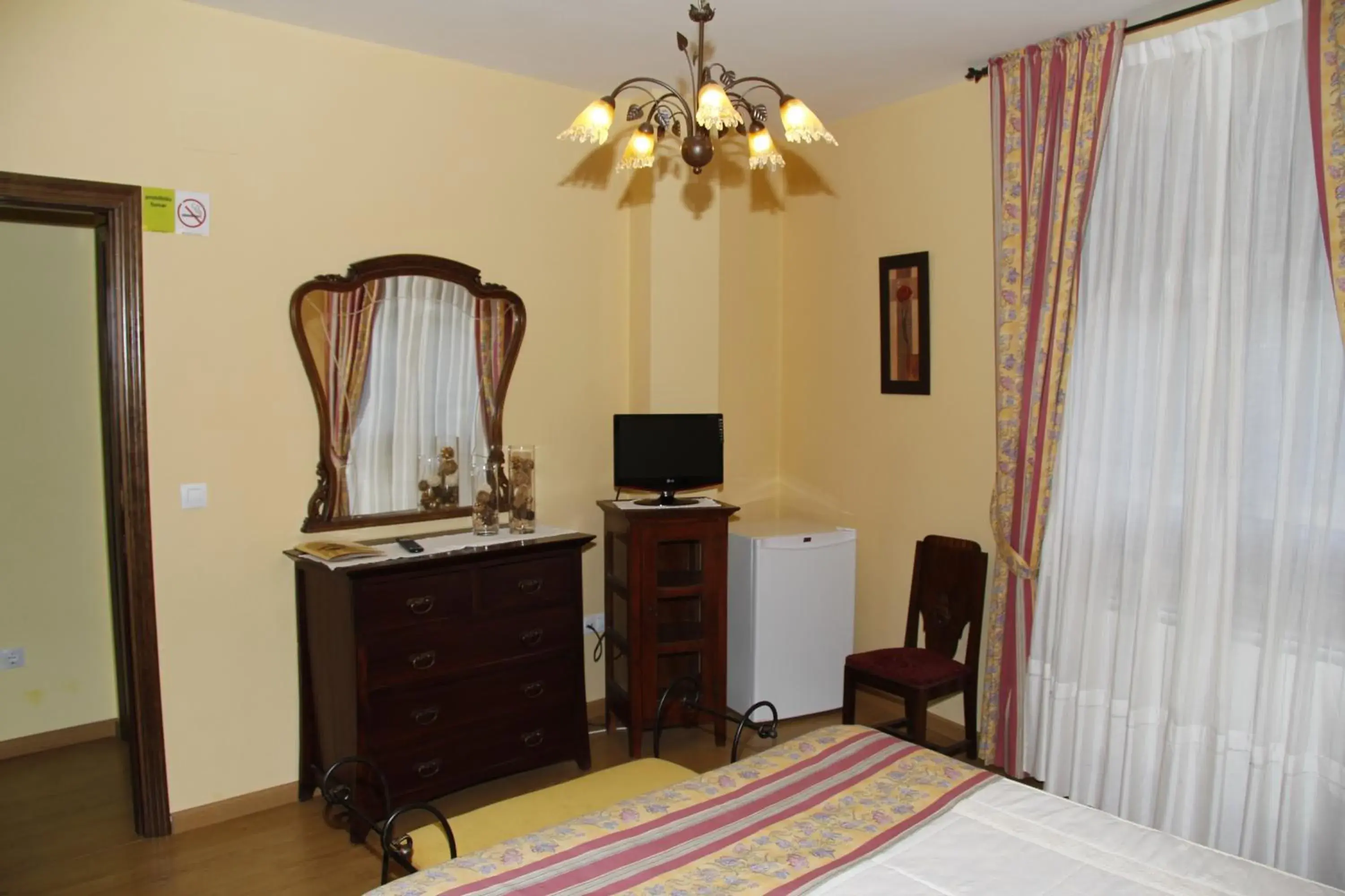 Double Room - single occupancy in Hotel Casa Reboiro Double Room - single occupancy in Hotel Casa Reboiro
