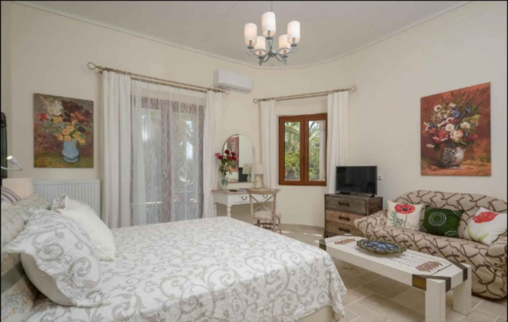 Bed in Villa Pari Manda