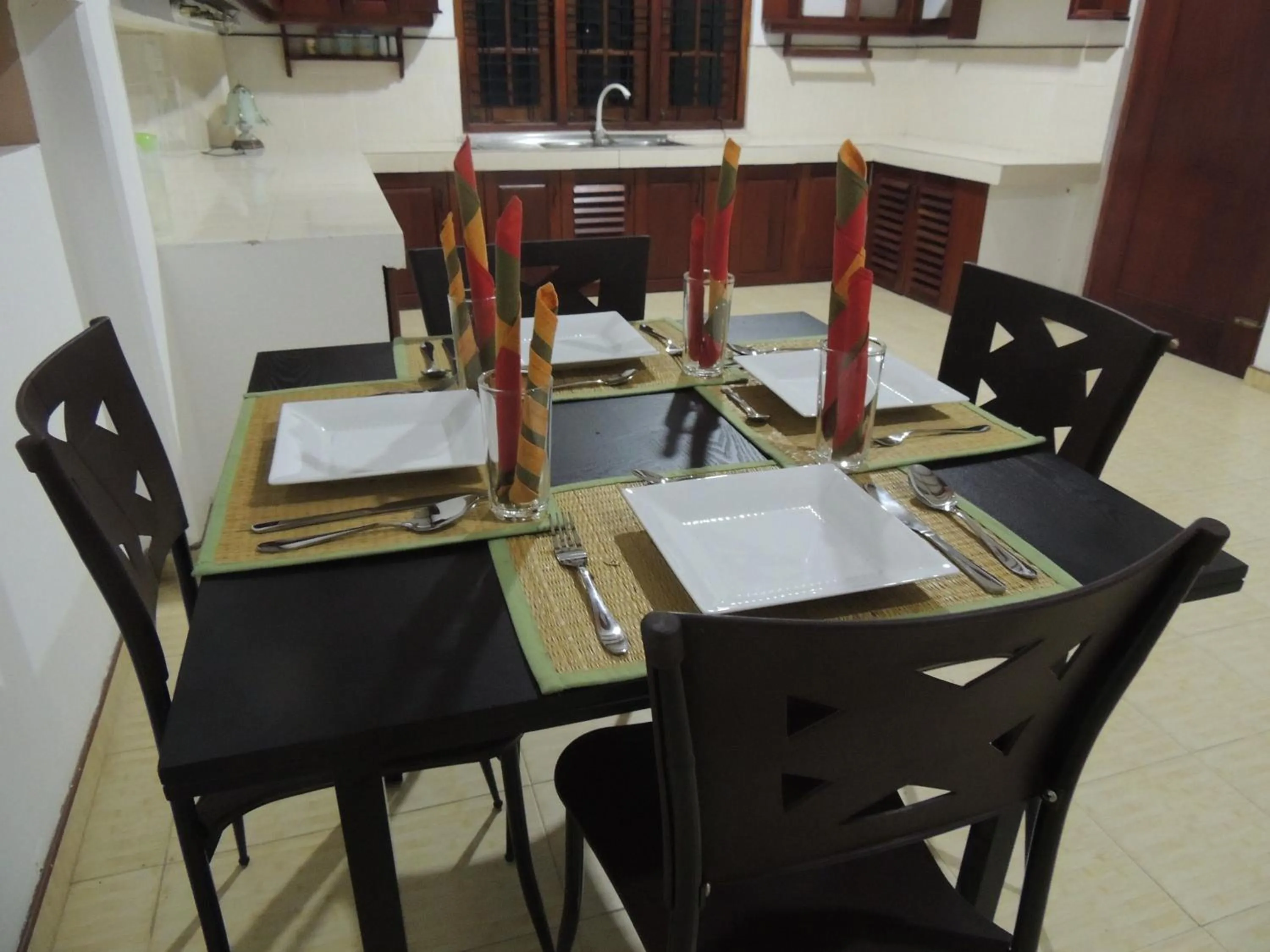 Dining area in Arana Bungalow