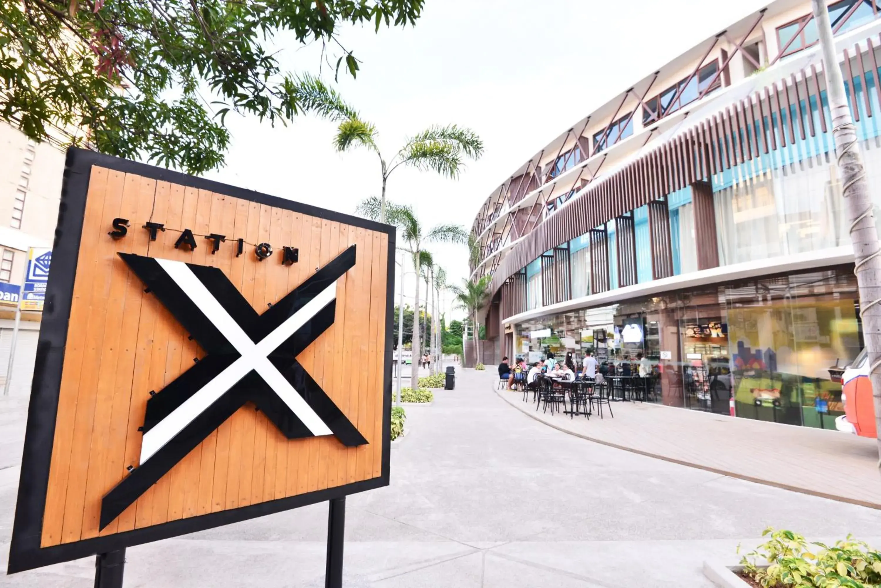 Facade/entrance in Hue Hotels and Resorts Boracay Managed by HII Facade/entrance in Hue Hotels and Resorts Boracay Managed by HII