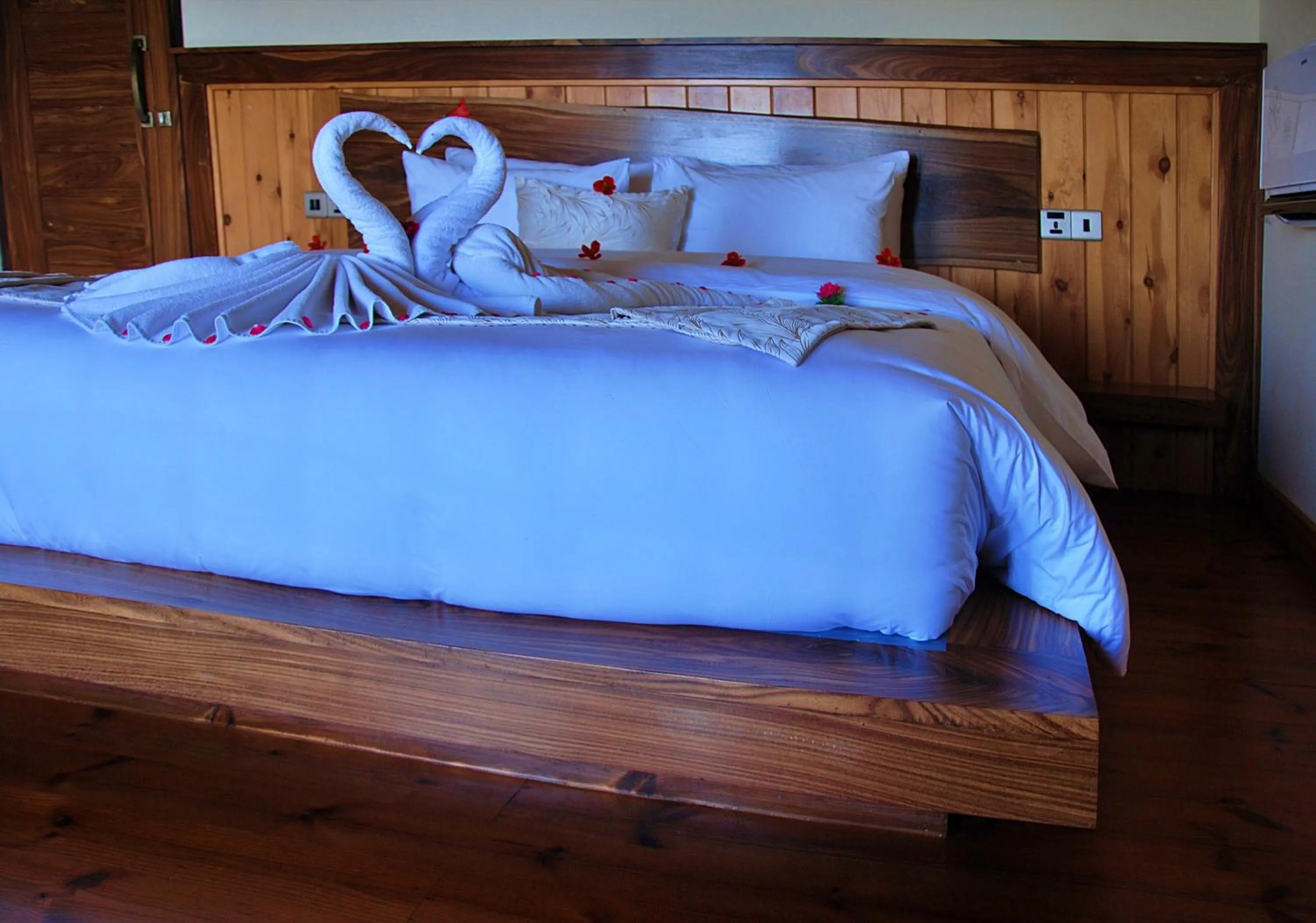 Decorative detail, Bed in Cottage San Francesco