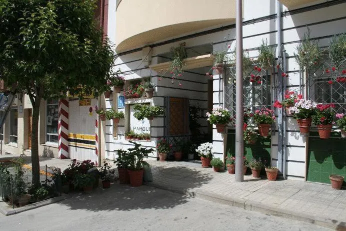 Facade/entrance in Parque