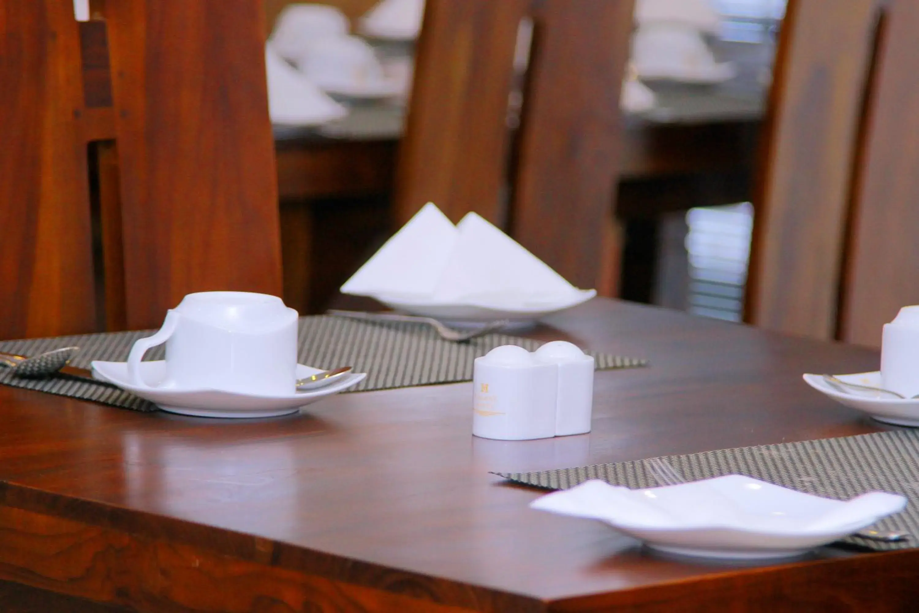 Restaurant/places to eat in Galaxy Grand Hotel Restaurant/places to eat in Galaxy Grand Hotel