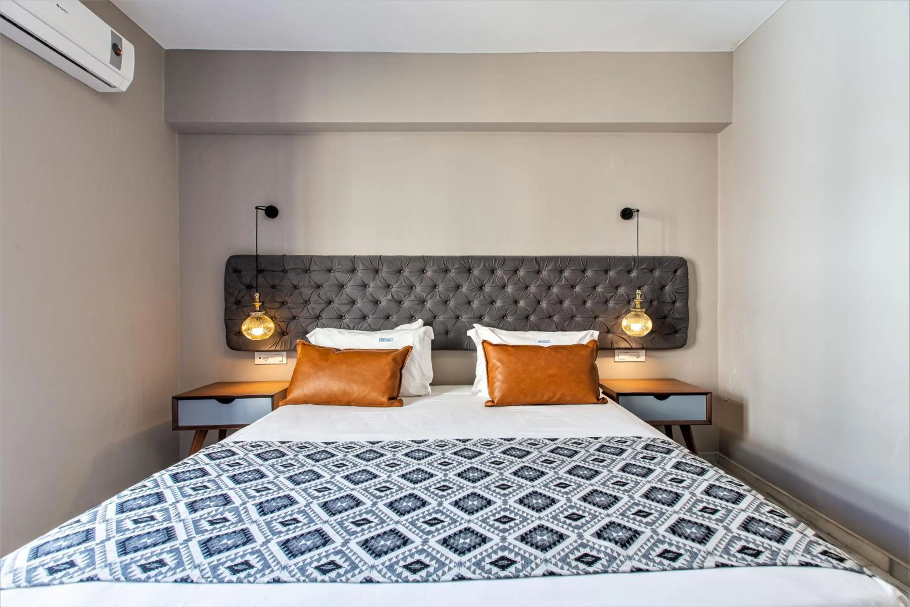 Bed in Minaret Suites and Apartments