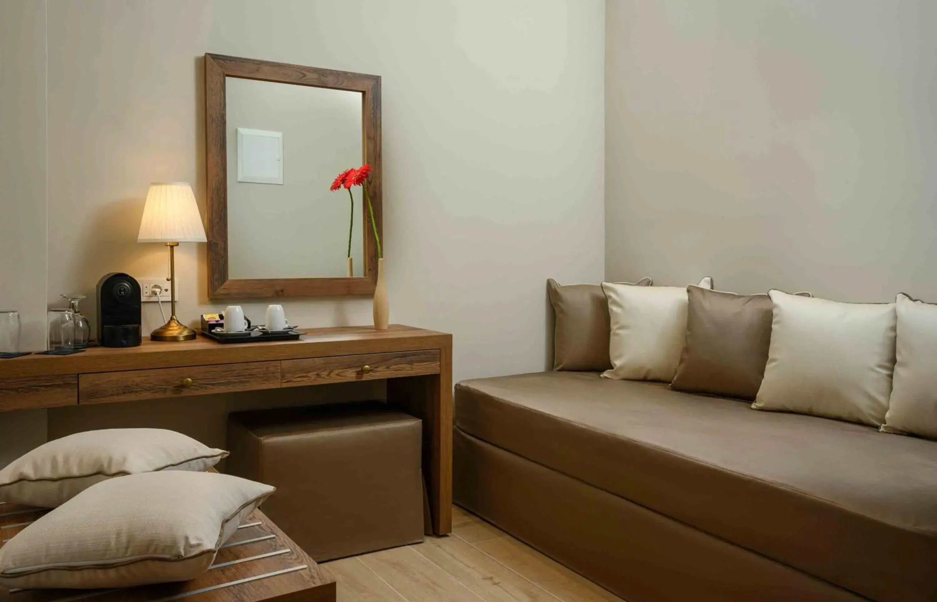 Premium Suite with Balcony in Minaret Suites and Apartments Premium Suite with Balcony in Minaret Suites and Apartments