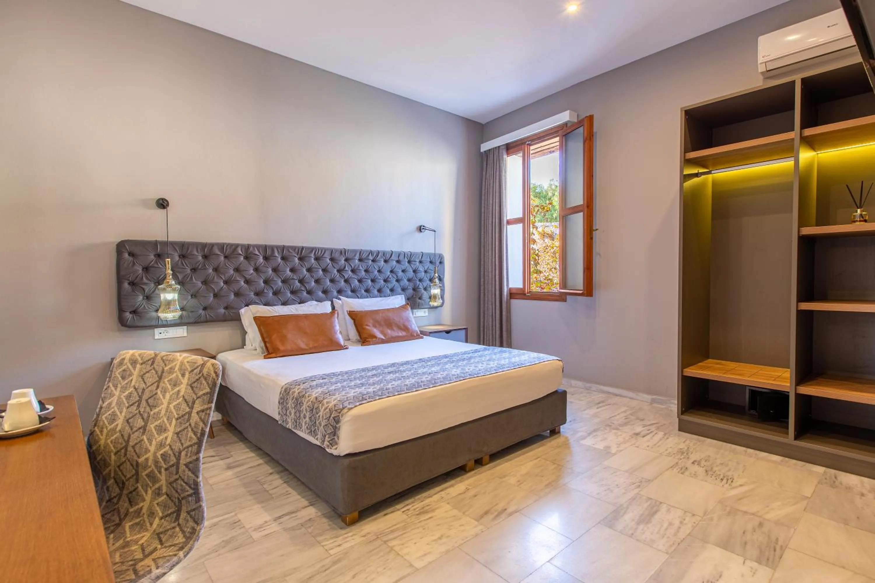 Bed in Minaret Suites and Apartments