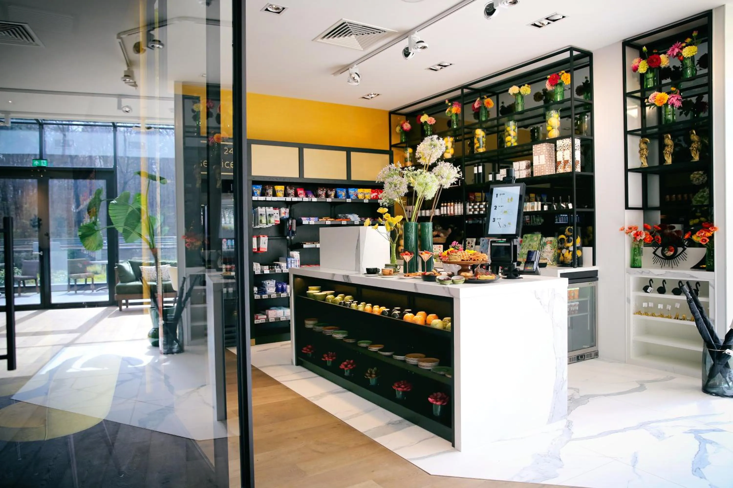 Lounge or bar in Van der Valk hotel Harderwijk