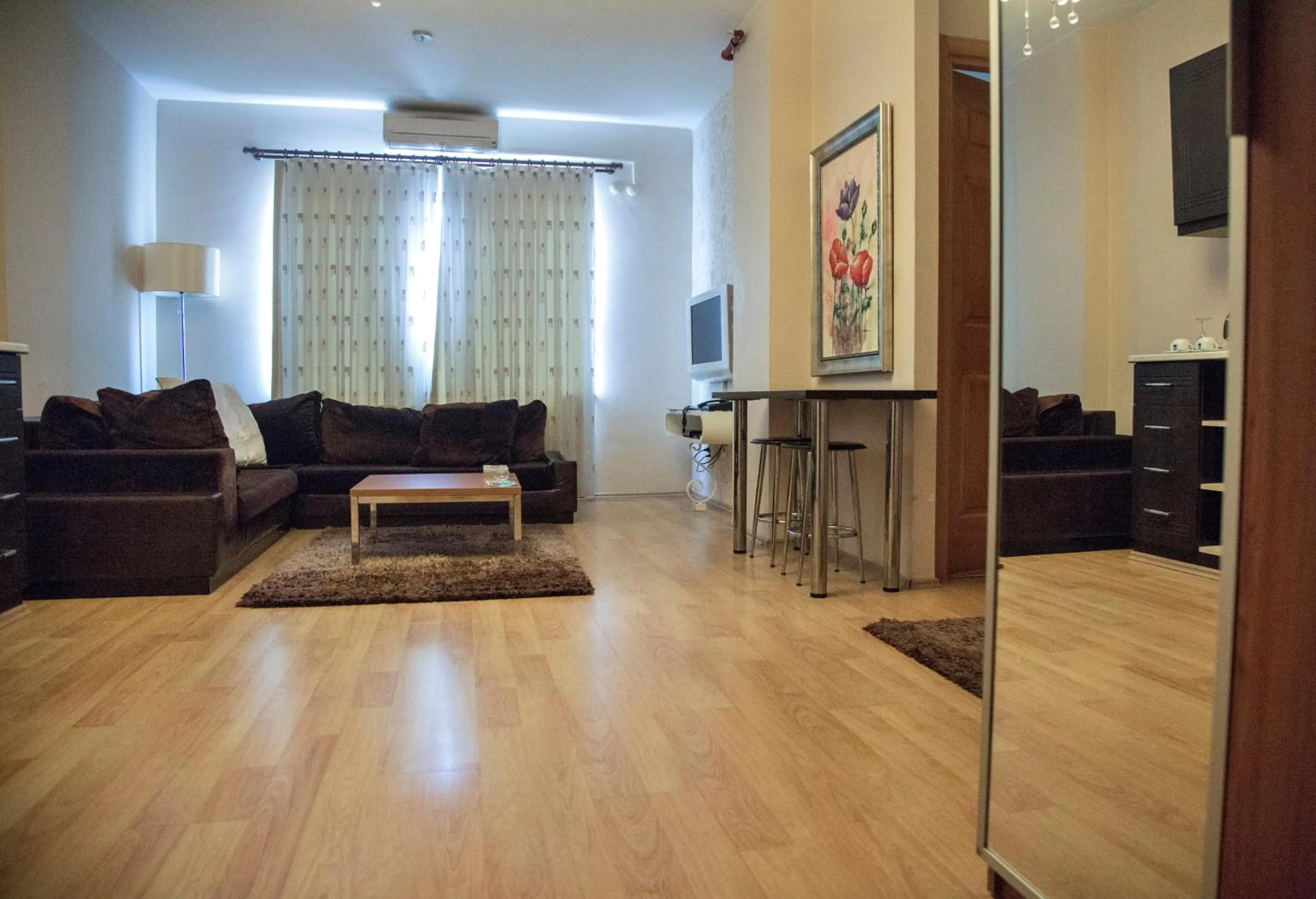 Living room in Airport Residence