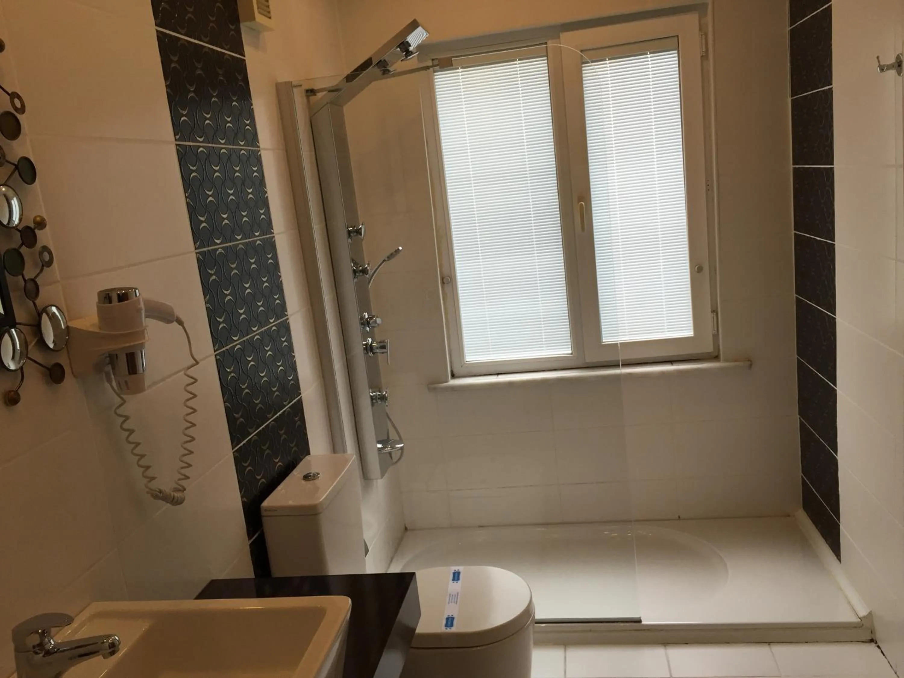 Shower in Airport Residence