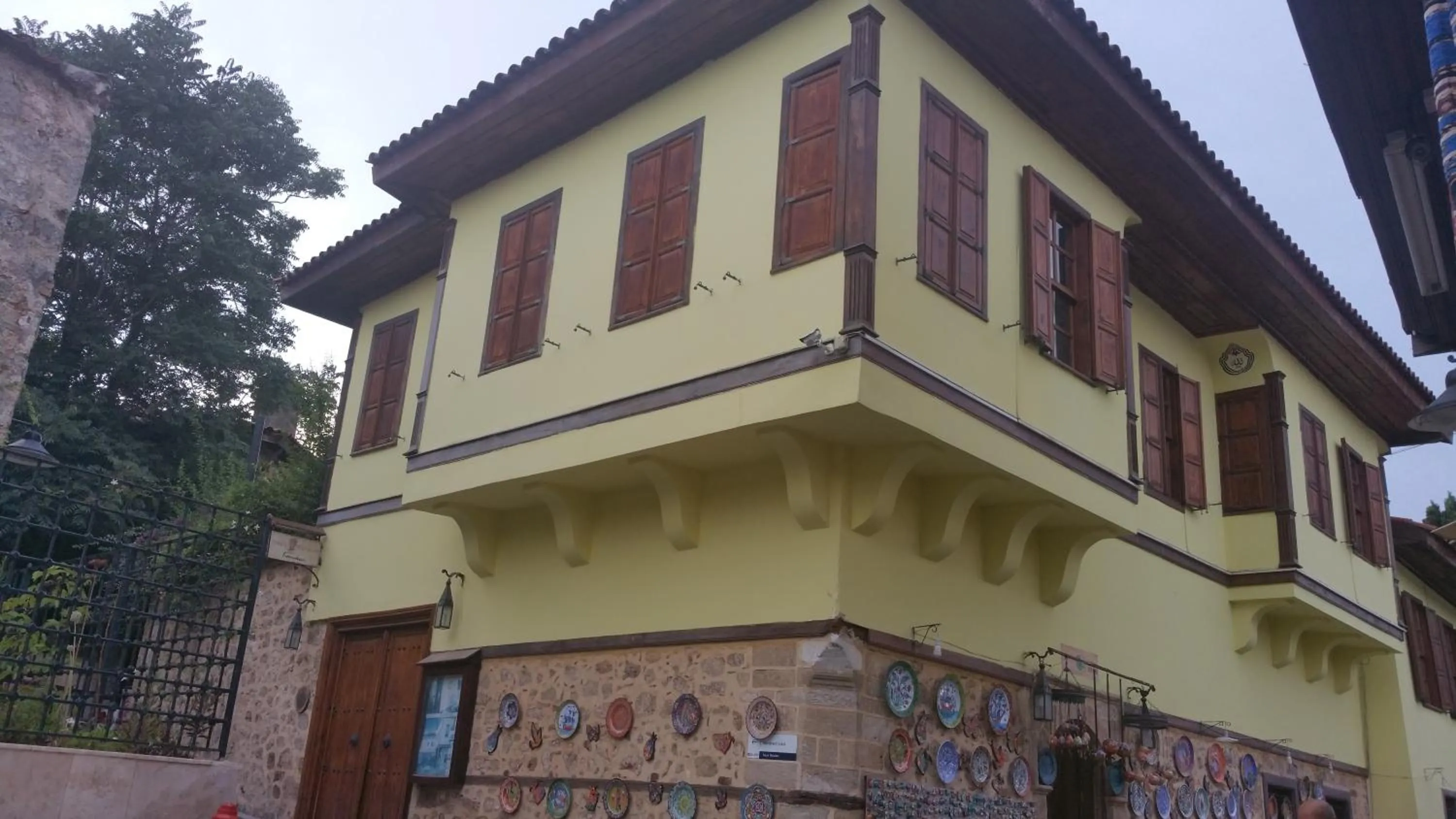 Facade/entrance in Tekeli Konaklari