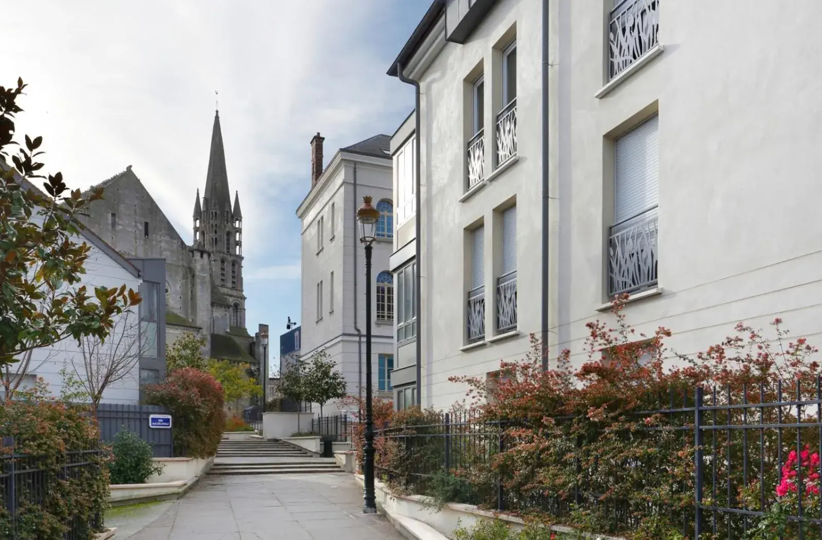 Property building in ibis Etampes Property building in ibis Etampes