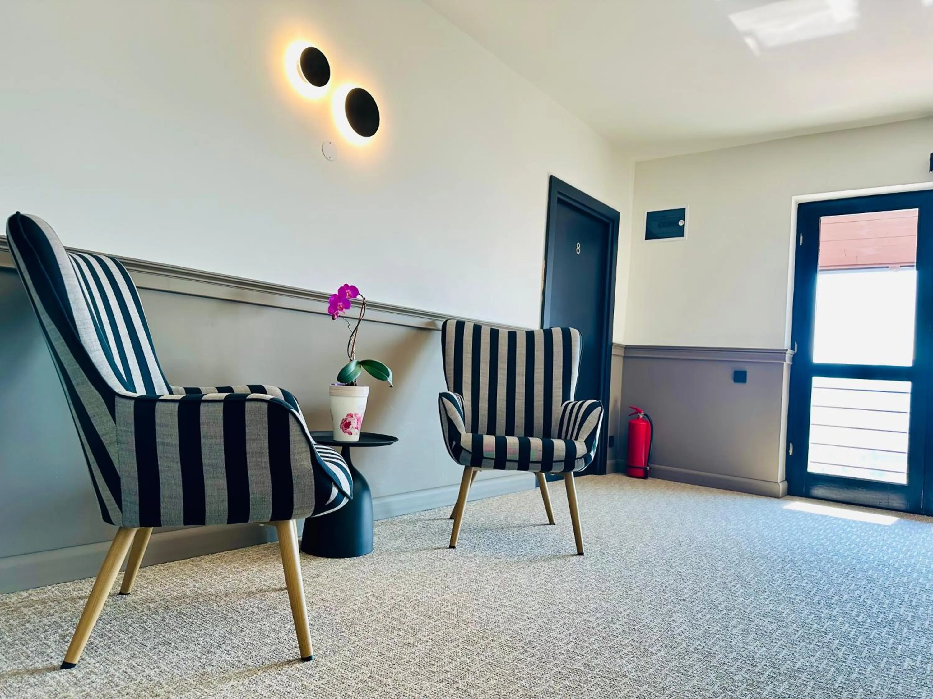 Seating area in Panoramic Cetatuie