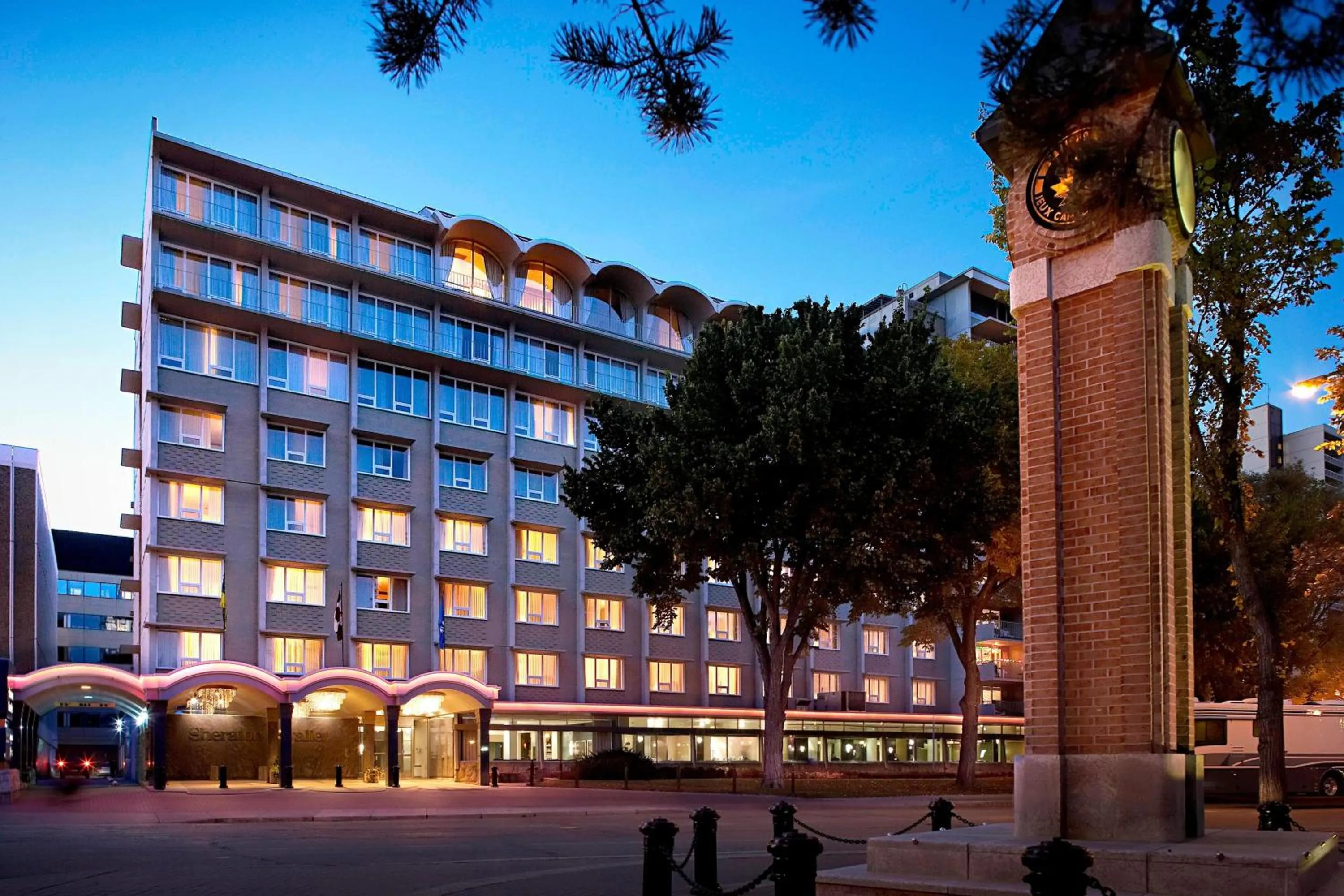 Property building in Sheraton Cavalier Saskatoon Hotel