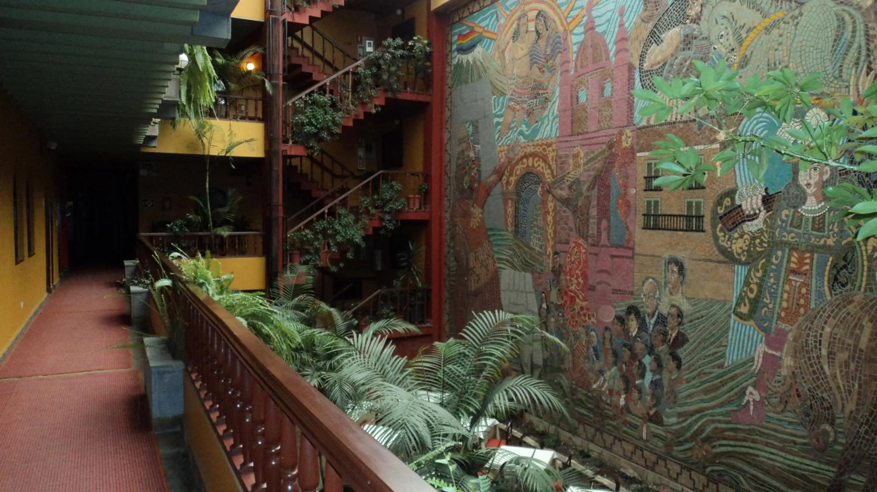 Decorative detail in Royal Inka II