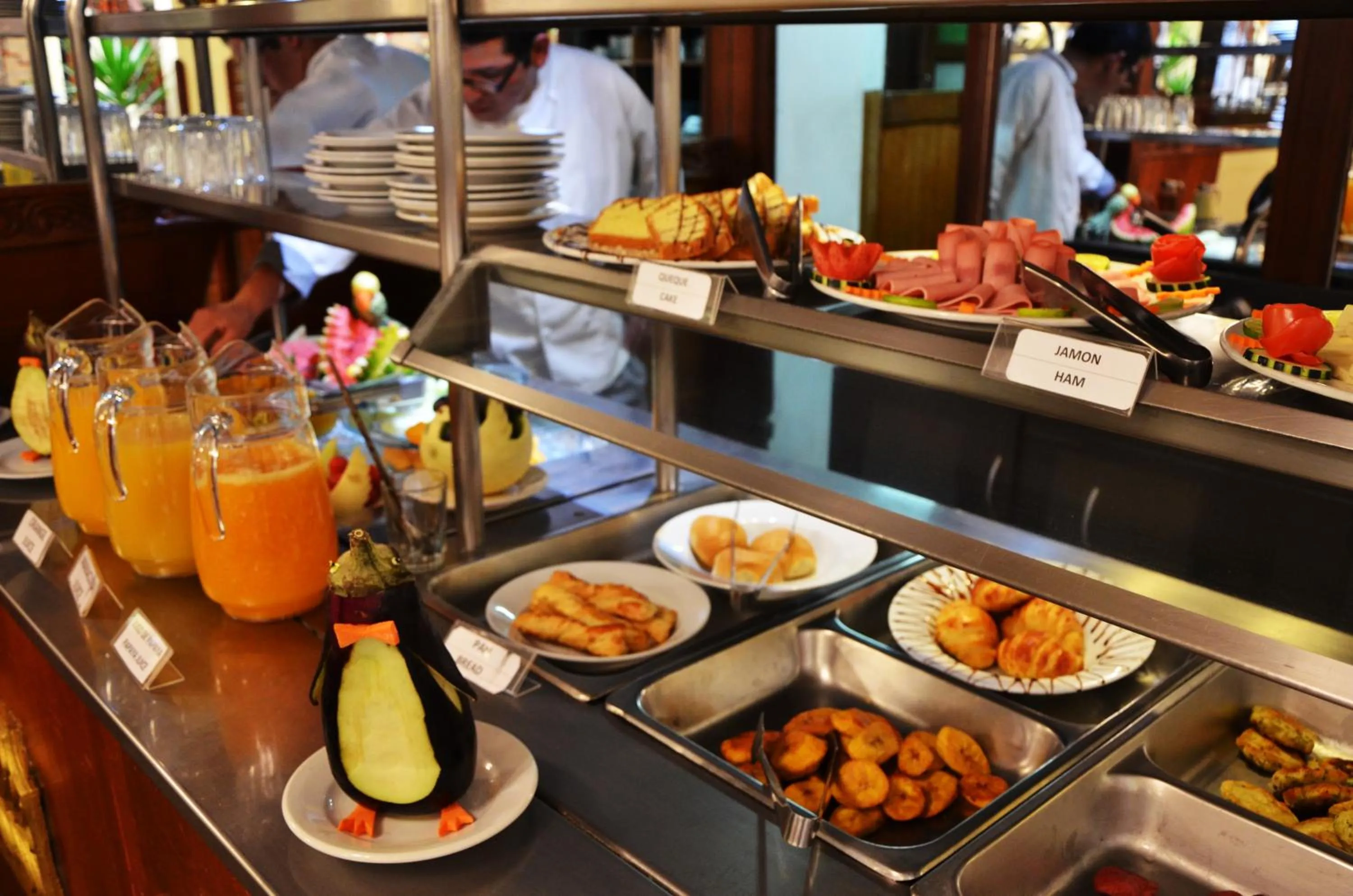 Buffet breakfast in Royal Inka II