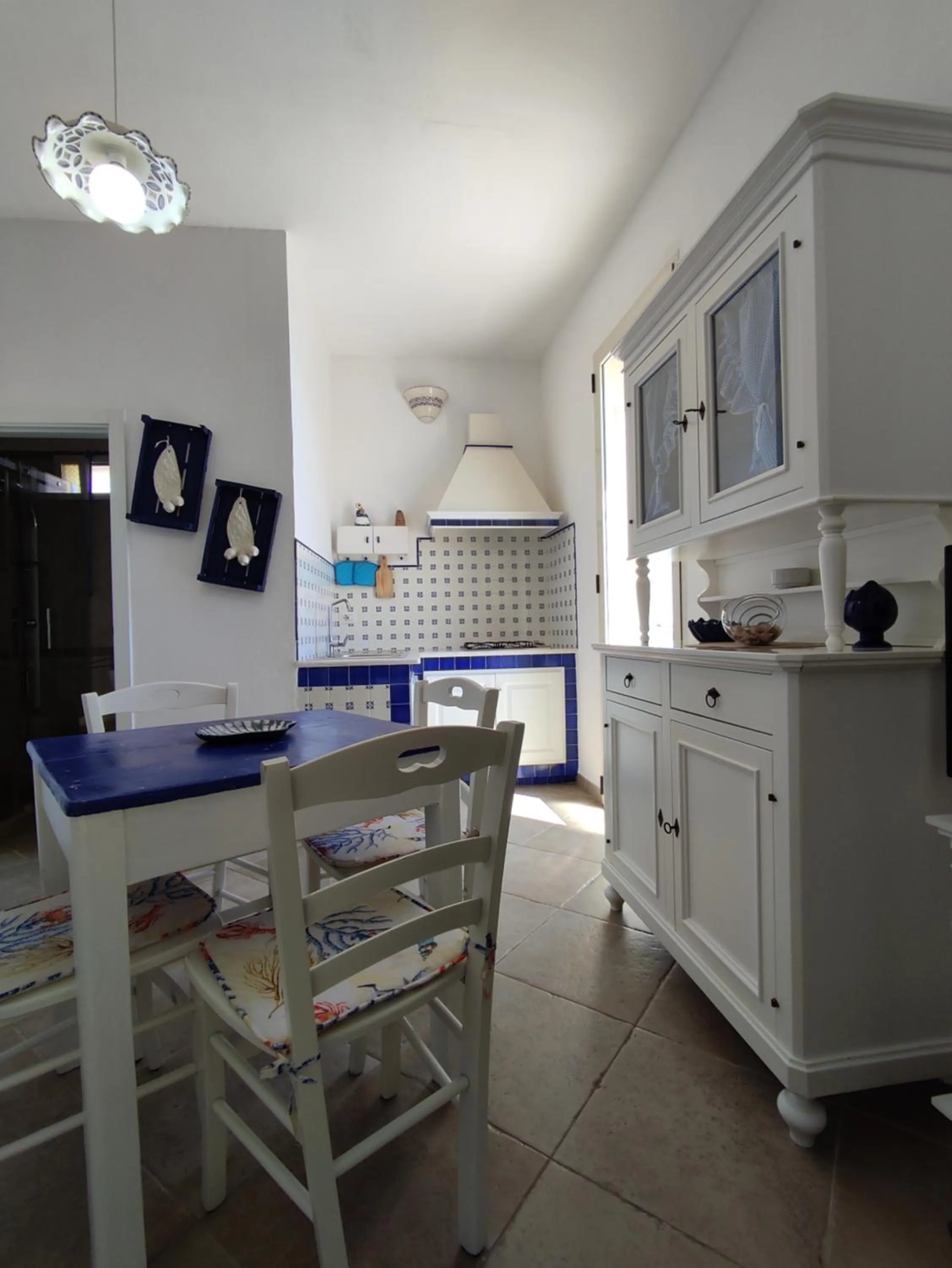 Kitchen or kitchenette in B&B Punta Cutieri