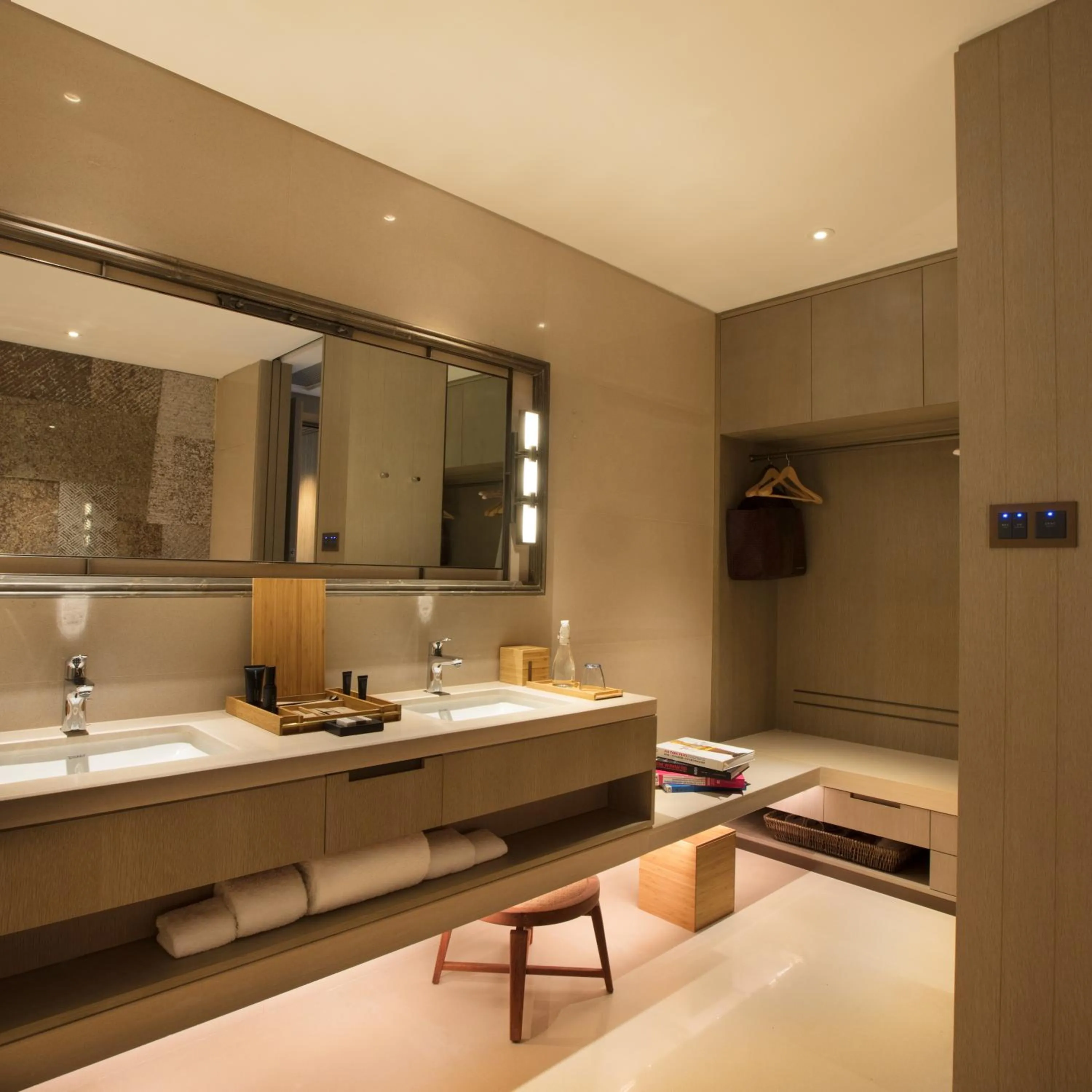 Bathroom in Yangshuo Sugar House