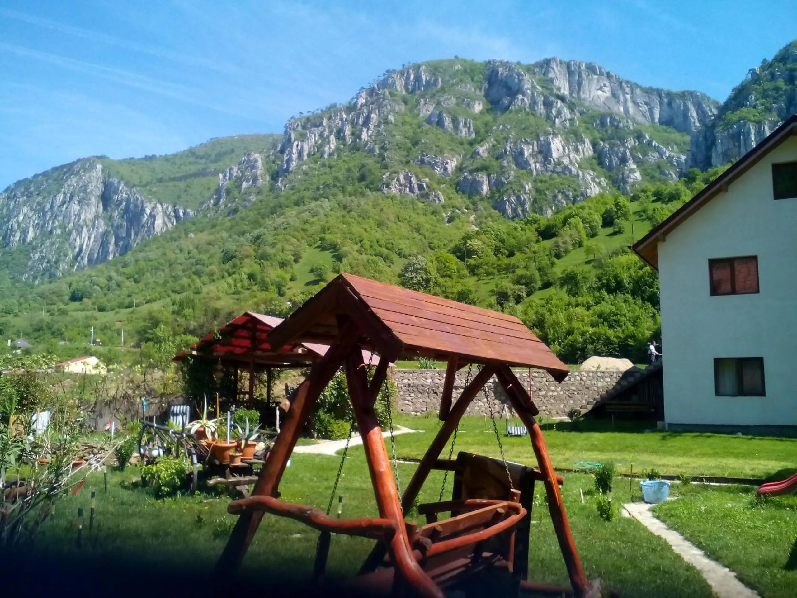Spring in Pension RouaDeMunte