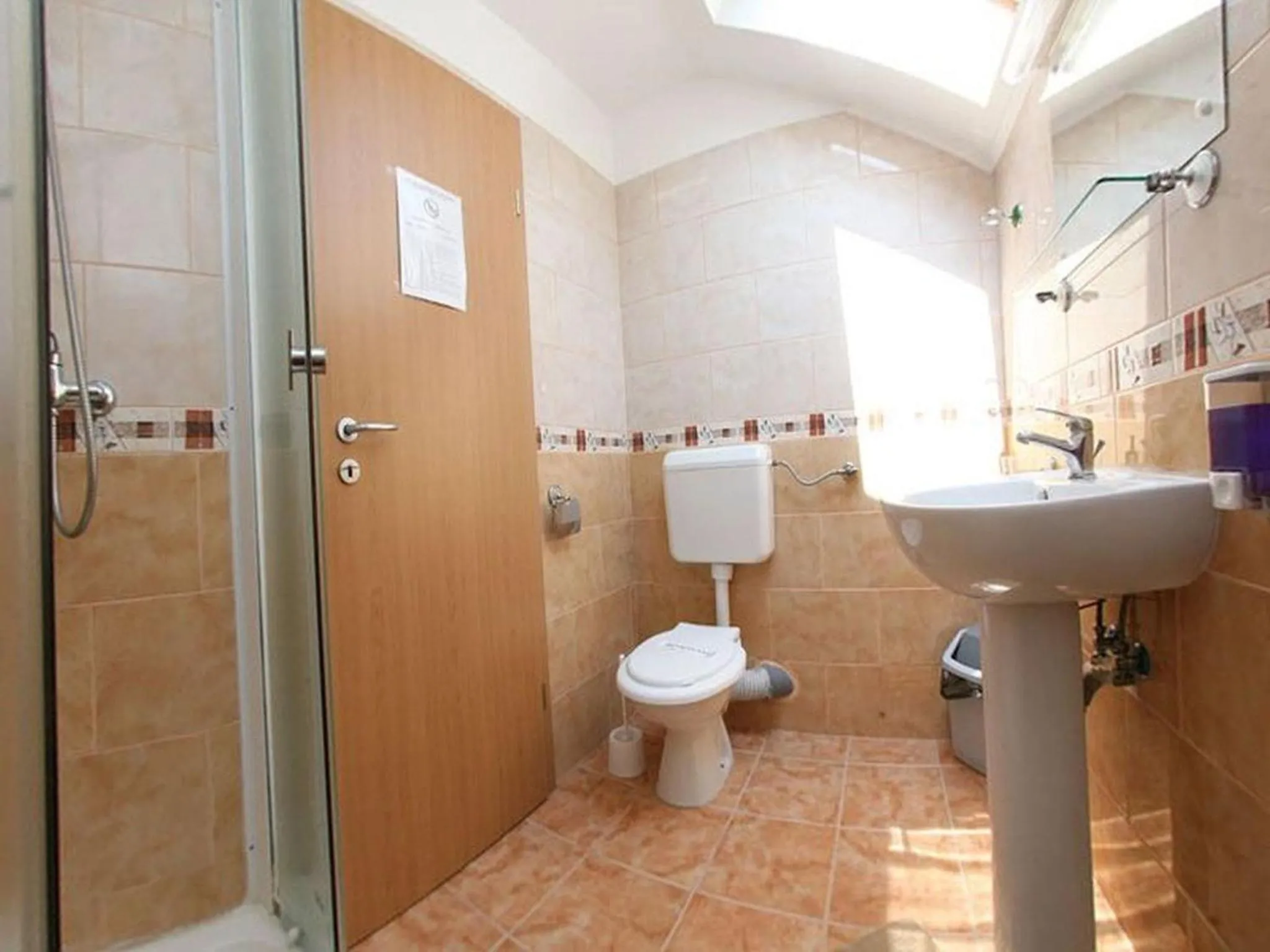 Bathroom in Pension RouaDeMunte