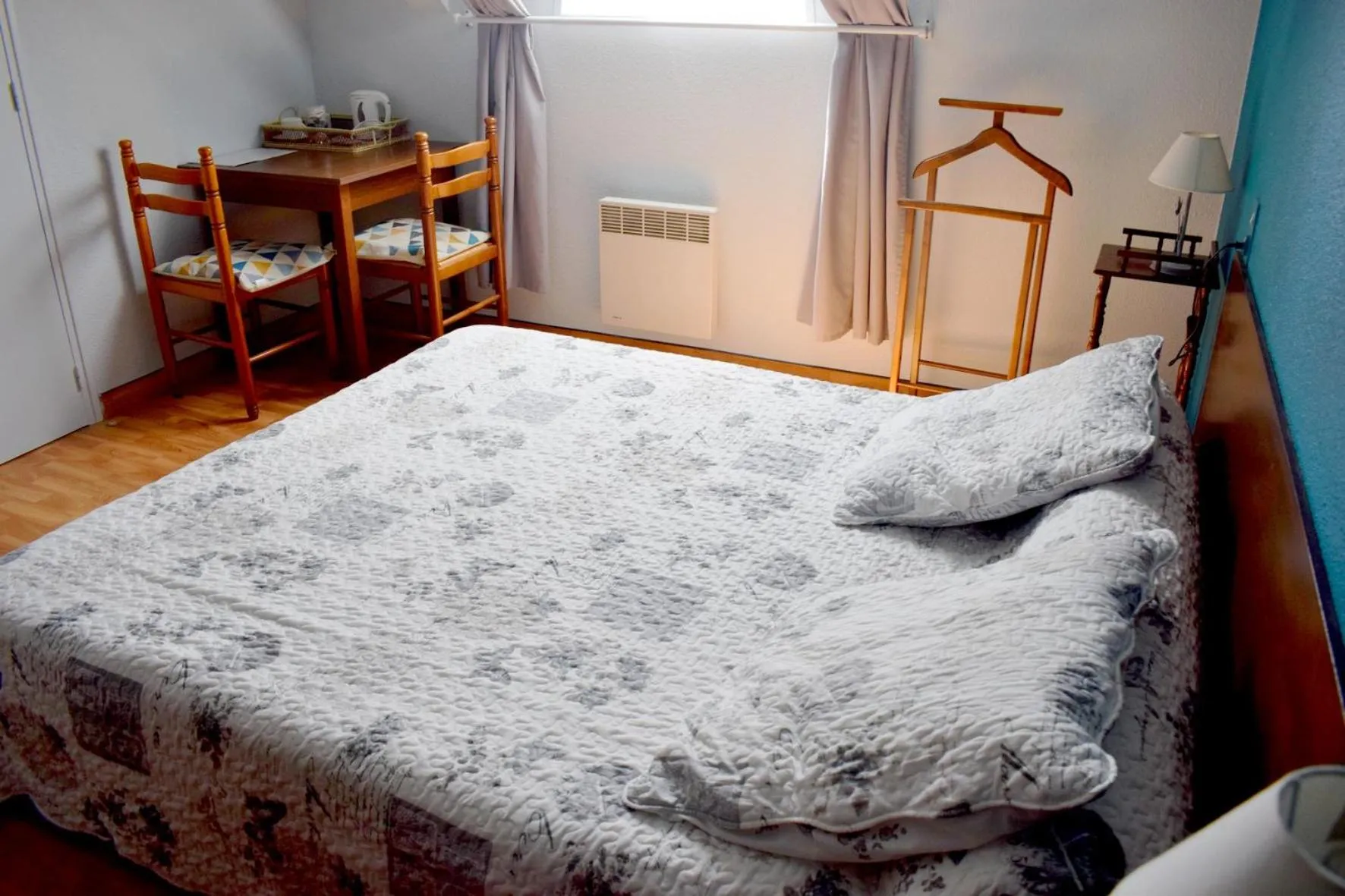 Bed in Chambres d'hôtes " Moulin du Couedic "