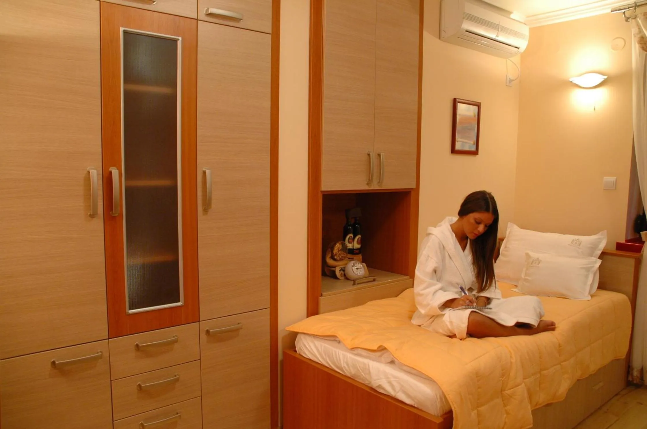 Bed in Hotel Tehnograd