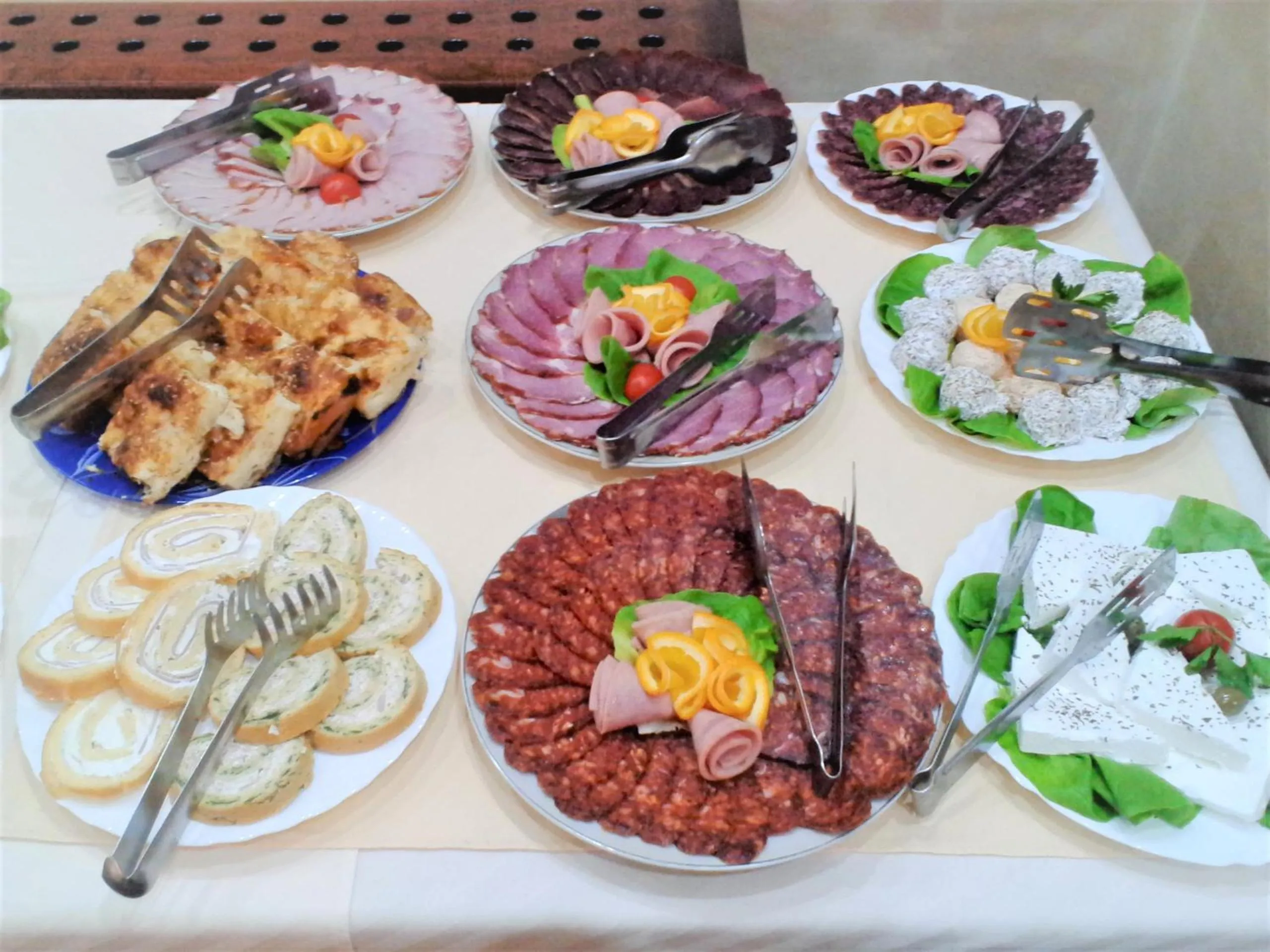 Breakfast in Hotel Tehnograd