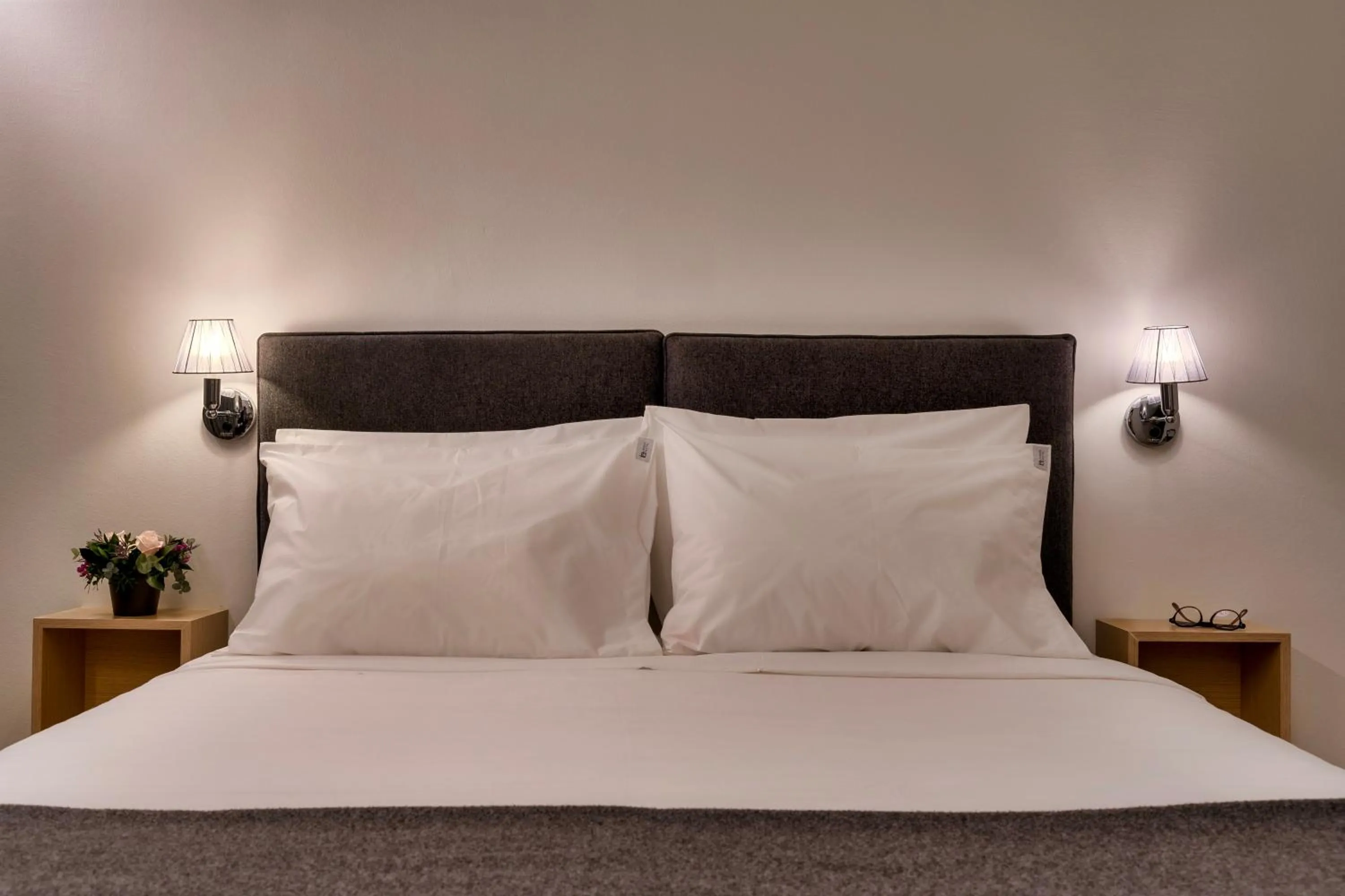 Bed in Hotel Adonis Athens