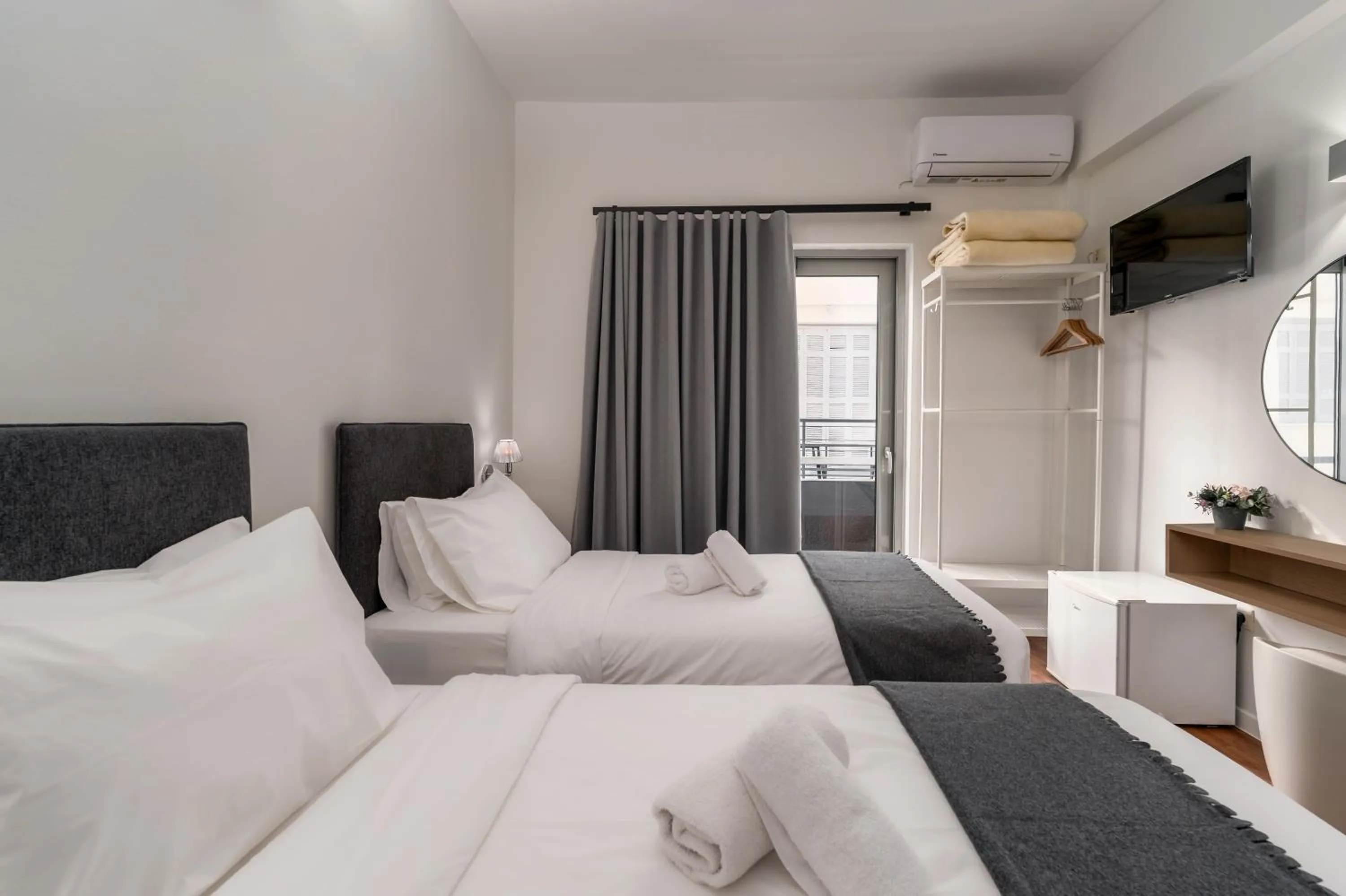 Bed in Hotel Adonis Athens