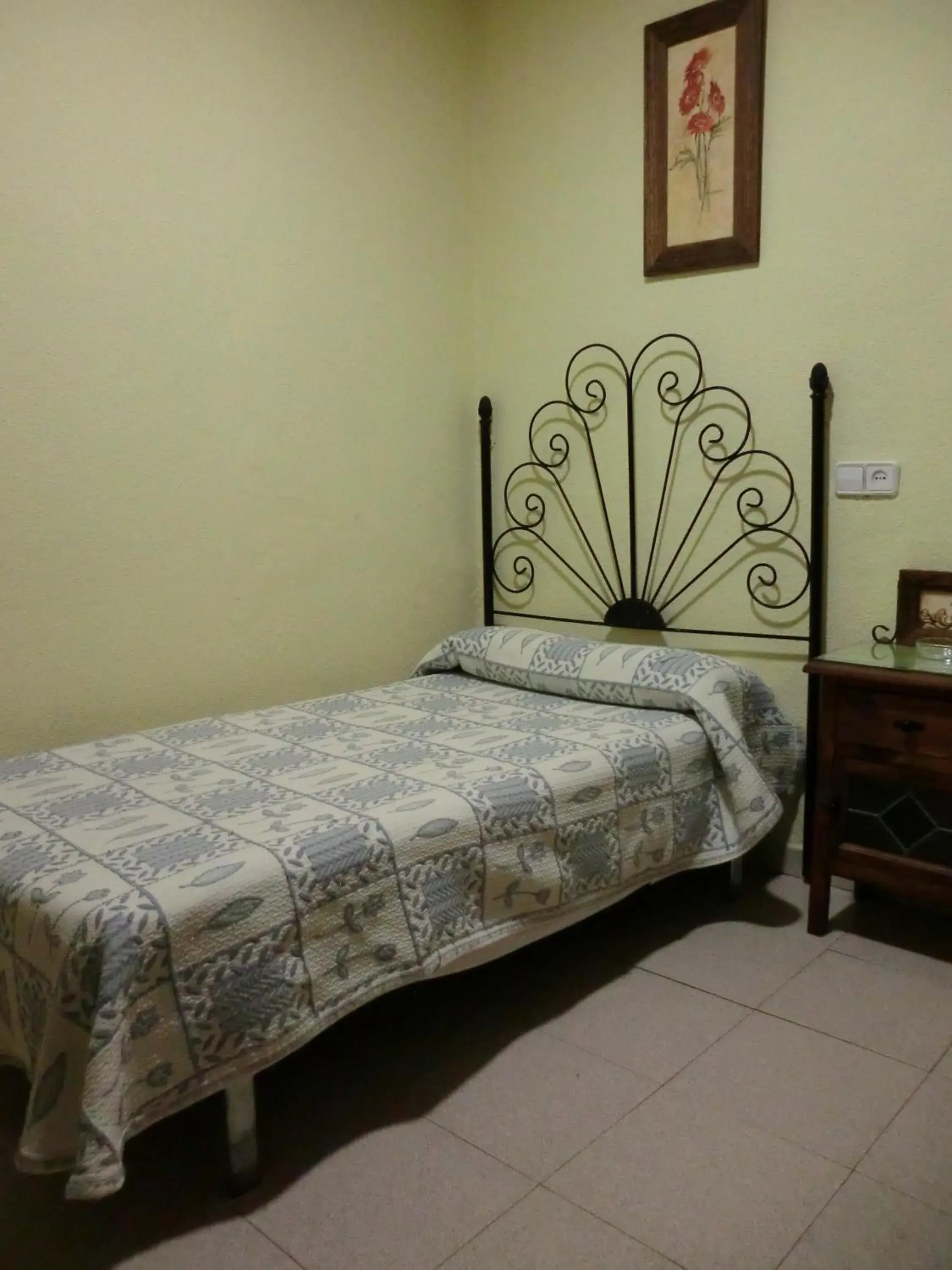 Single Room in Hostal Restaurante El Paso Single Room in Hostal Restaurante El Paso