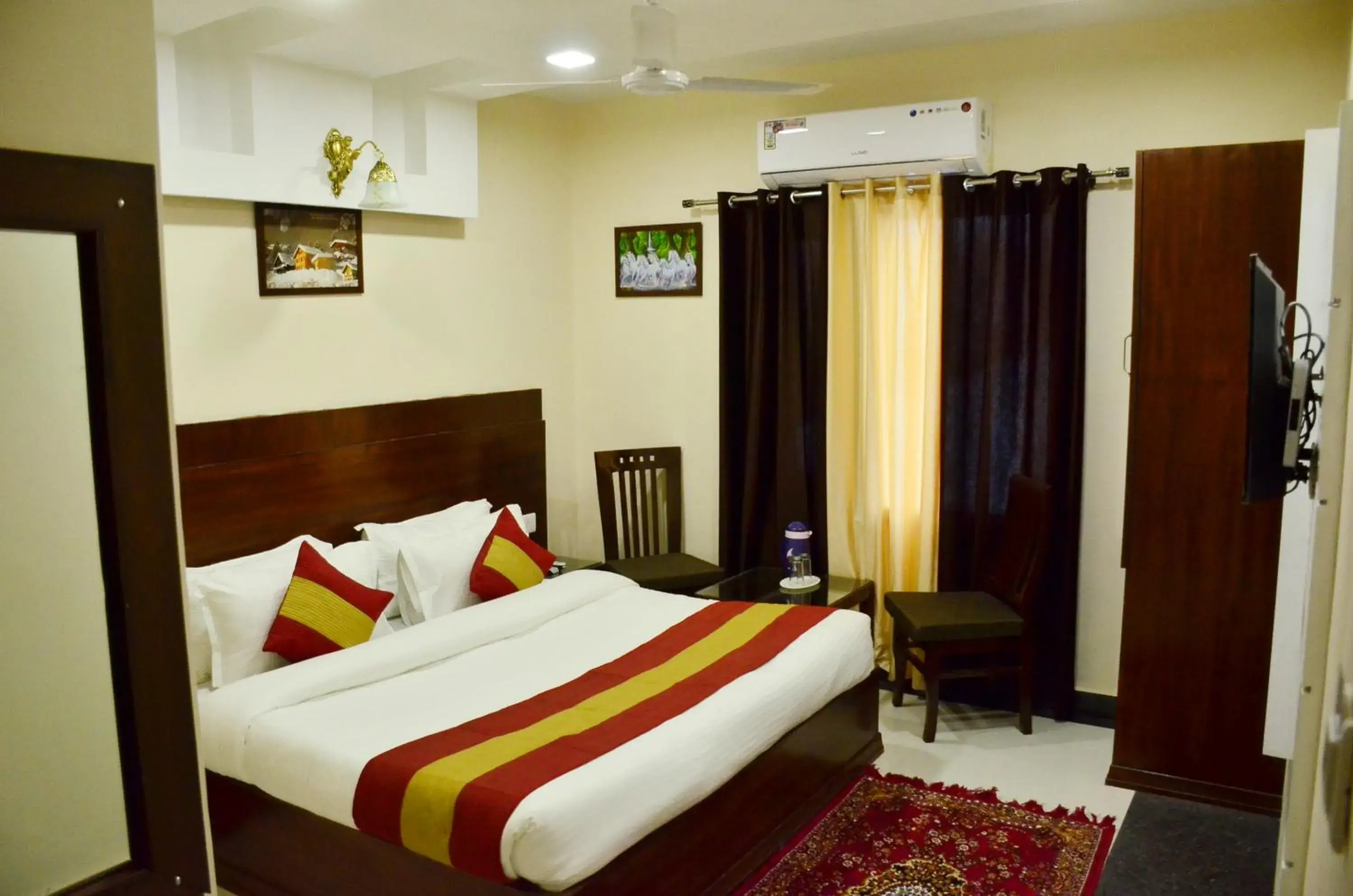 Deluxe Double Room in Hotel 49 Deluxe Double Room in Hotel 49